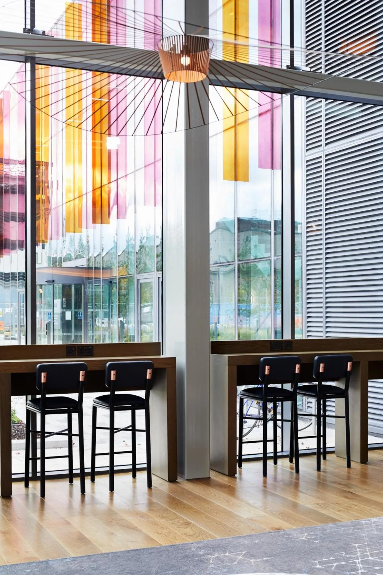 Lounge or bar in Hyatt House Manchester - Aparthotel