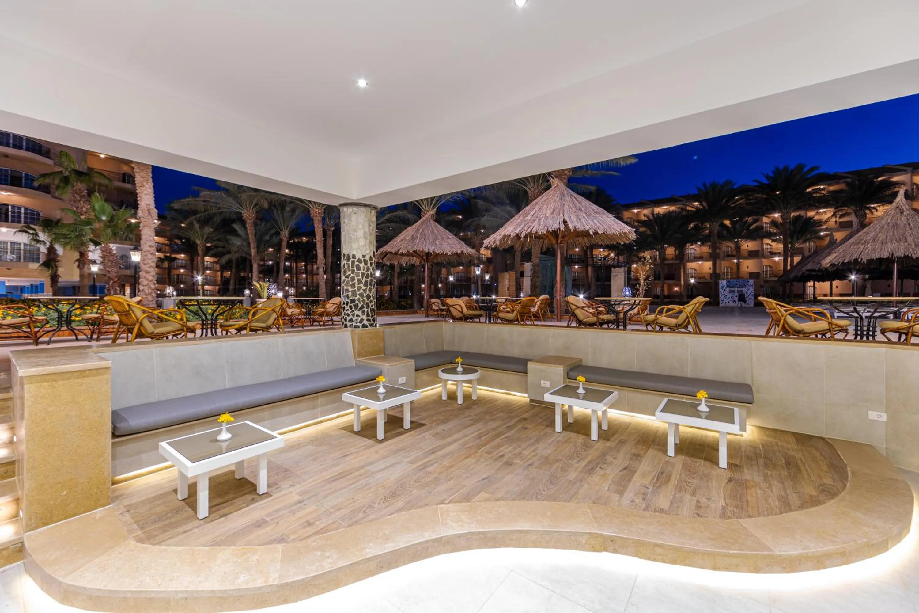 Lounge or bar in Siva Grand Beach