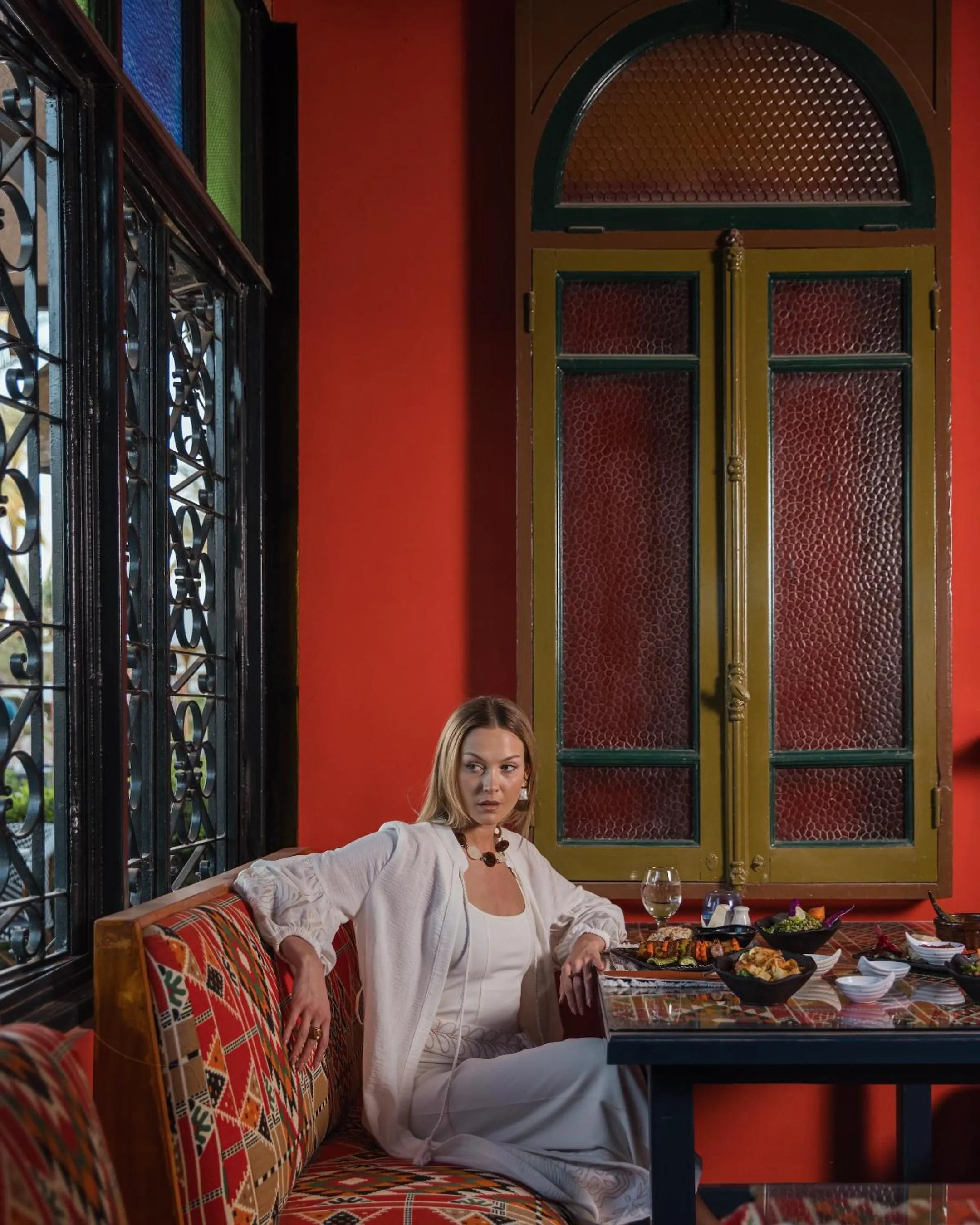 Restaurant/places to eat in Ghazala Beach