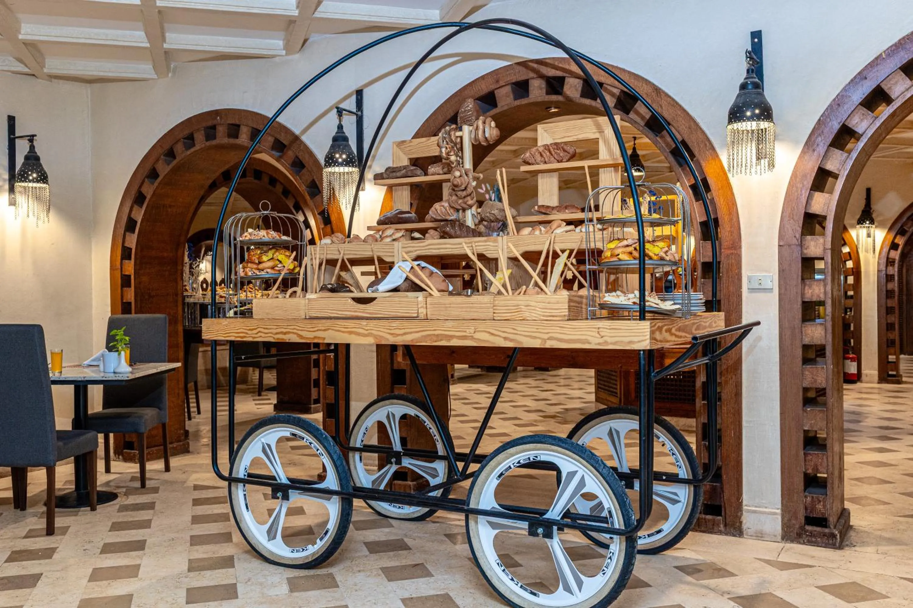 Restaurant/places to eat in Ghazala Gardens