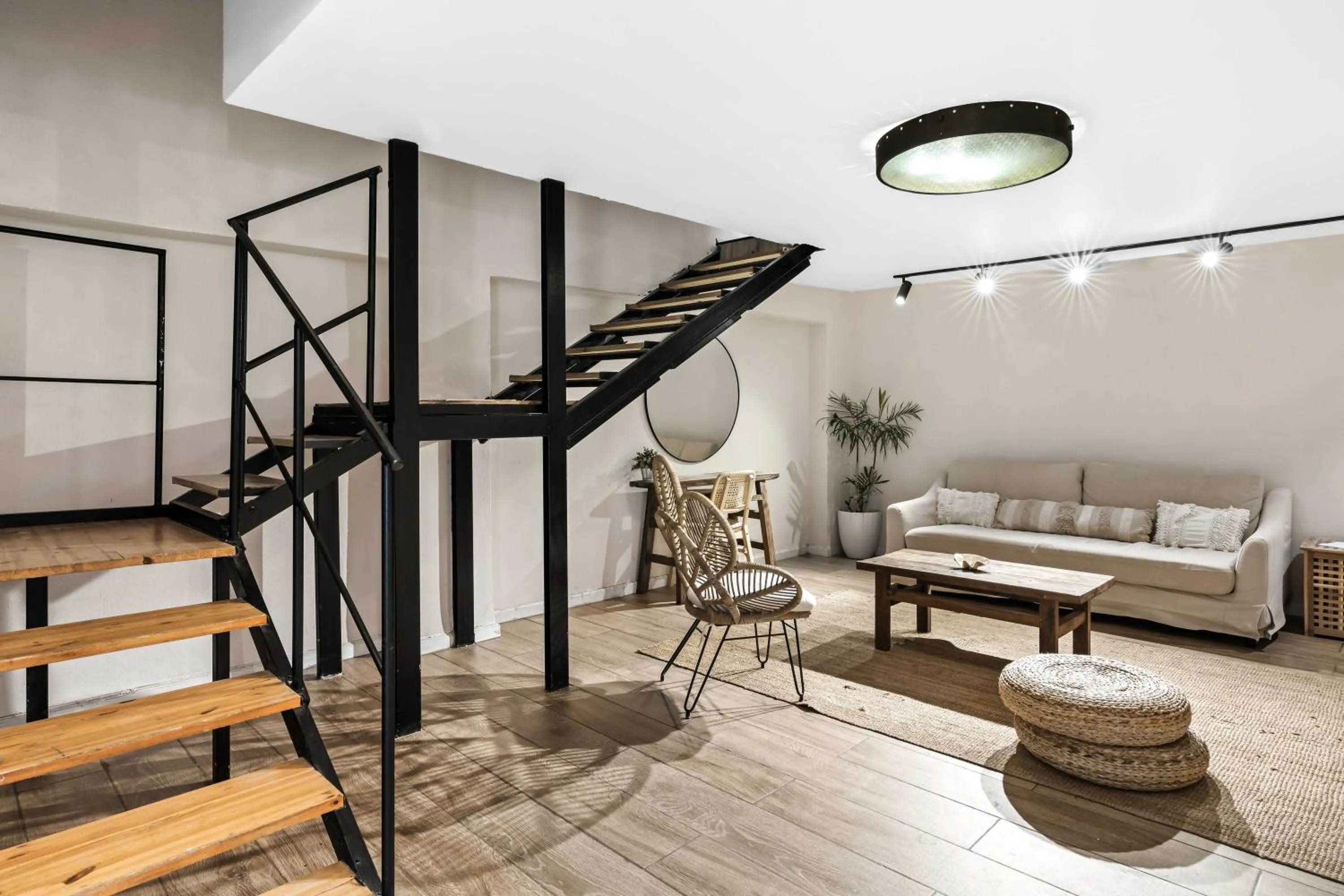 Duplex Suite in Hotel Anilevich Mansion