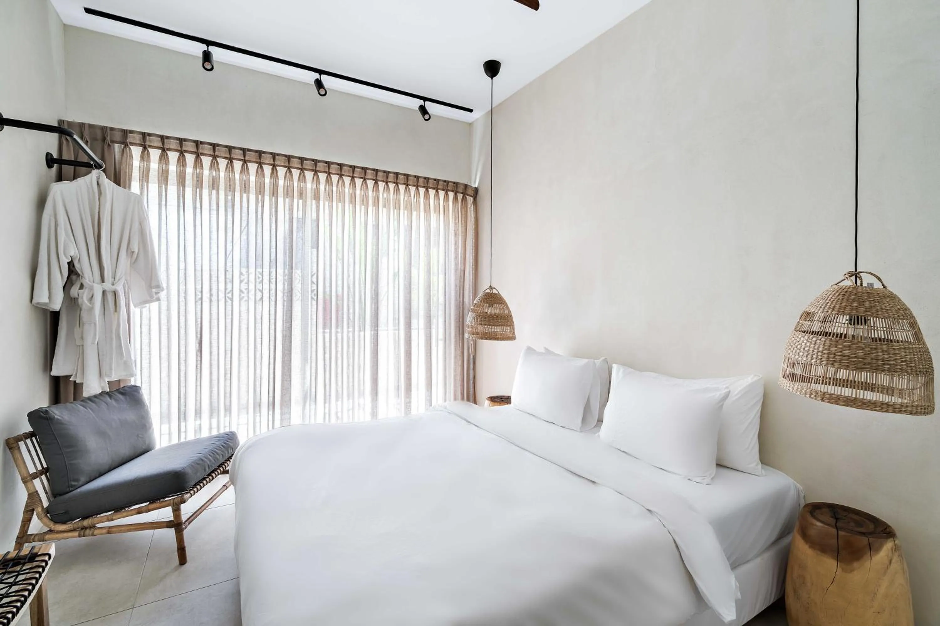 Photo of the whole room, Bed in Hotel Anilevich Mansion