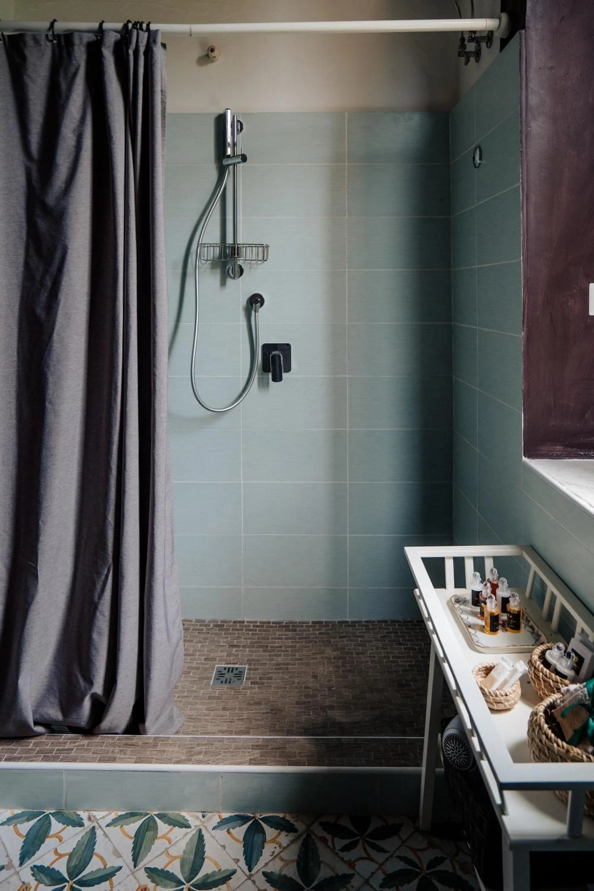 Shower in Palazzo Mazziotti