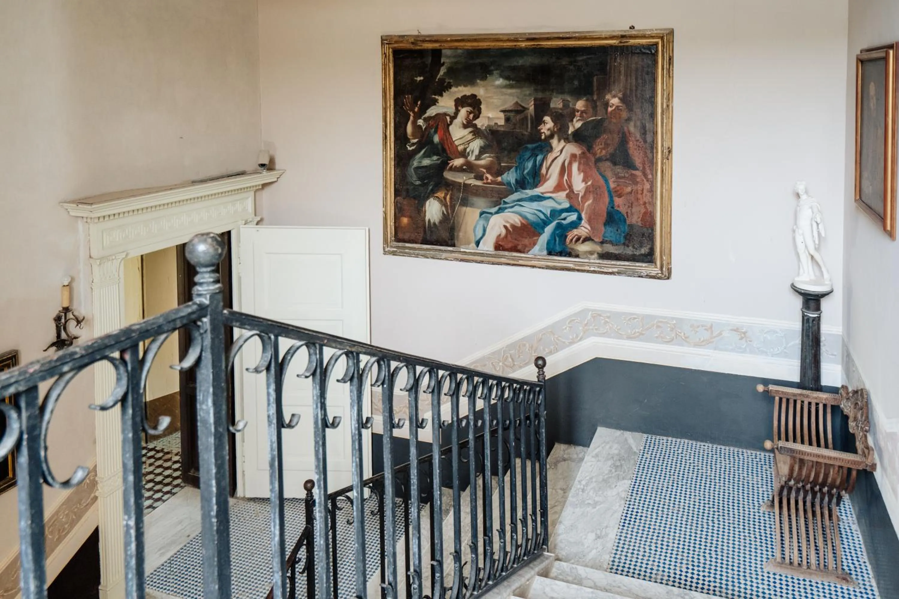 Living room in Palazzo Mazziotti