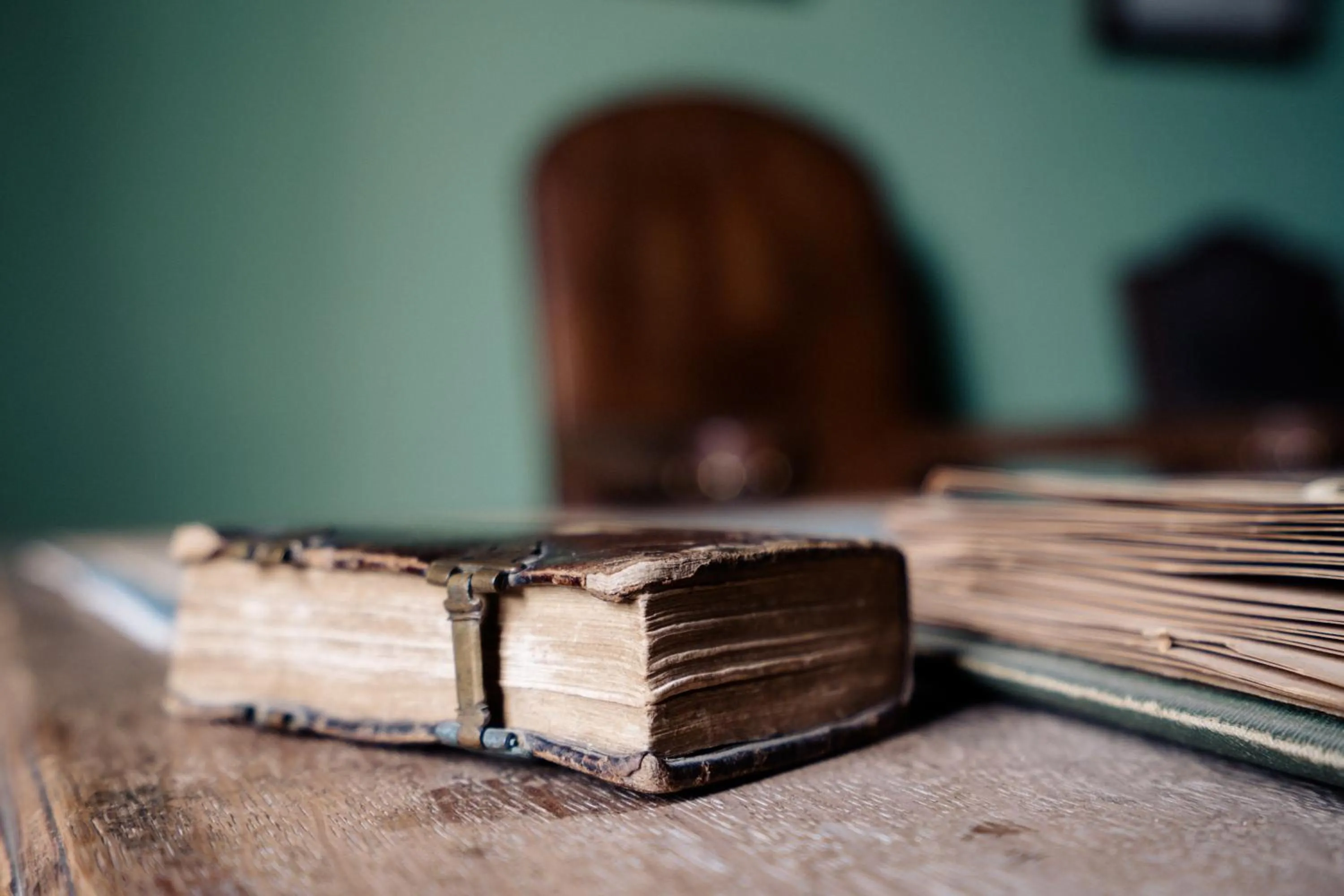 Decorative detail in Palazzo Mazziotti