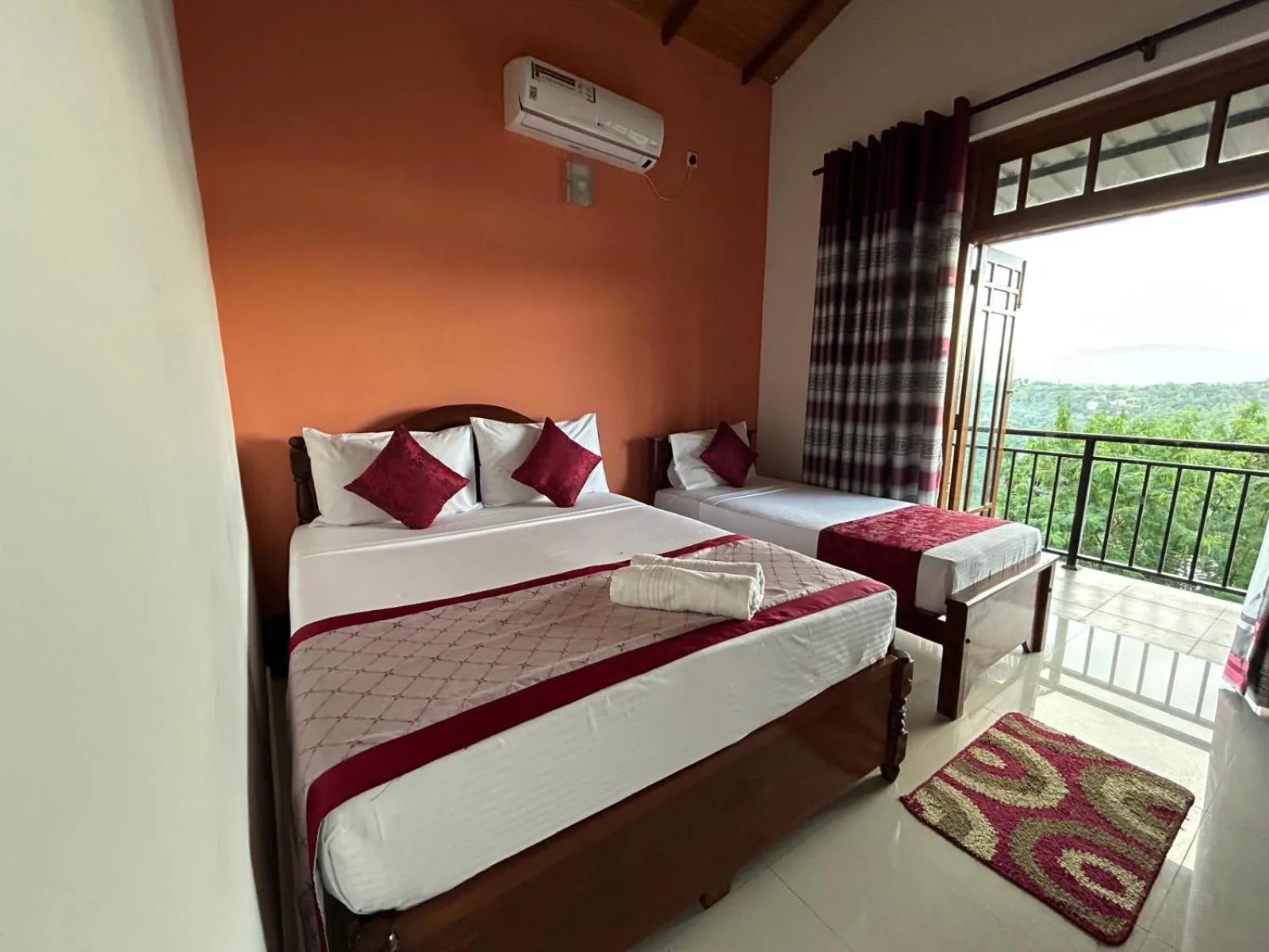 Bedroom, Bed in Serenity Hill Oasis