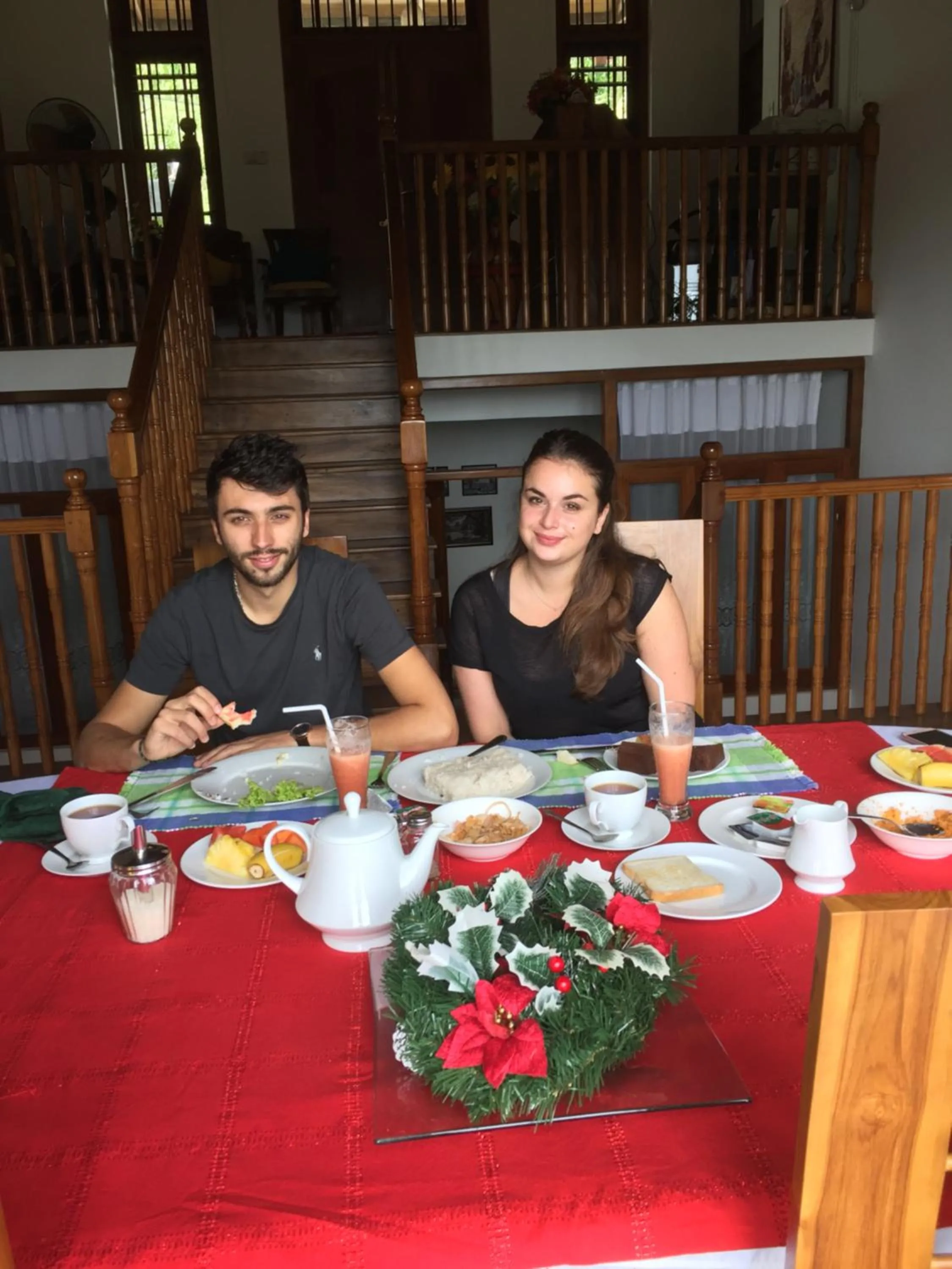 Restaurant/places to eat in Serenity Hill Oasis