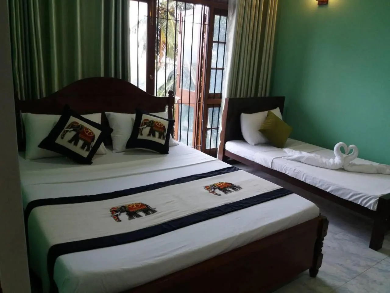 Bedroom, Bed in Serenity Hill Oasis
