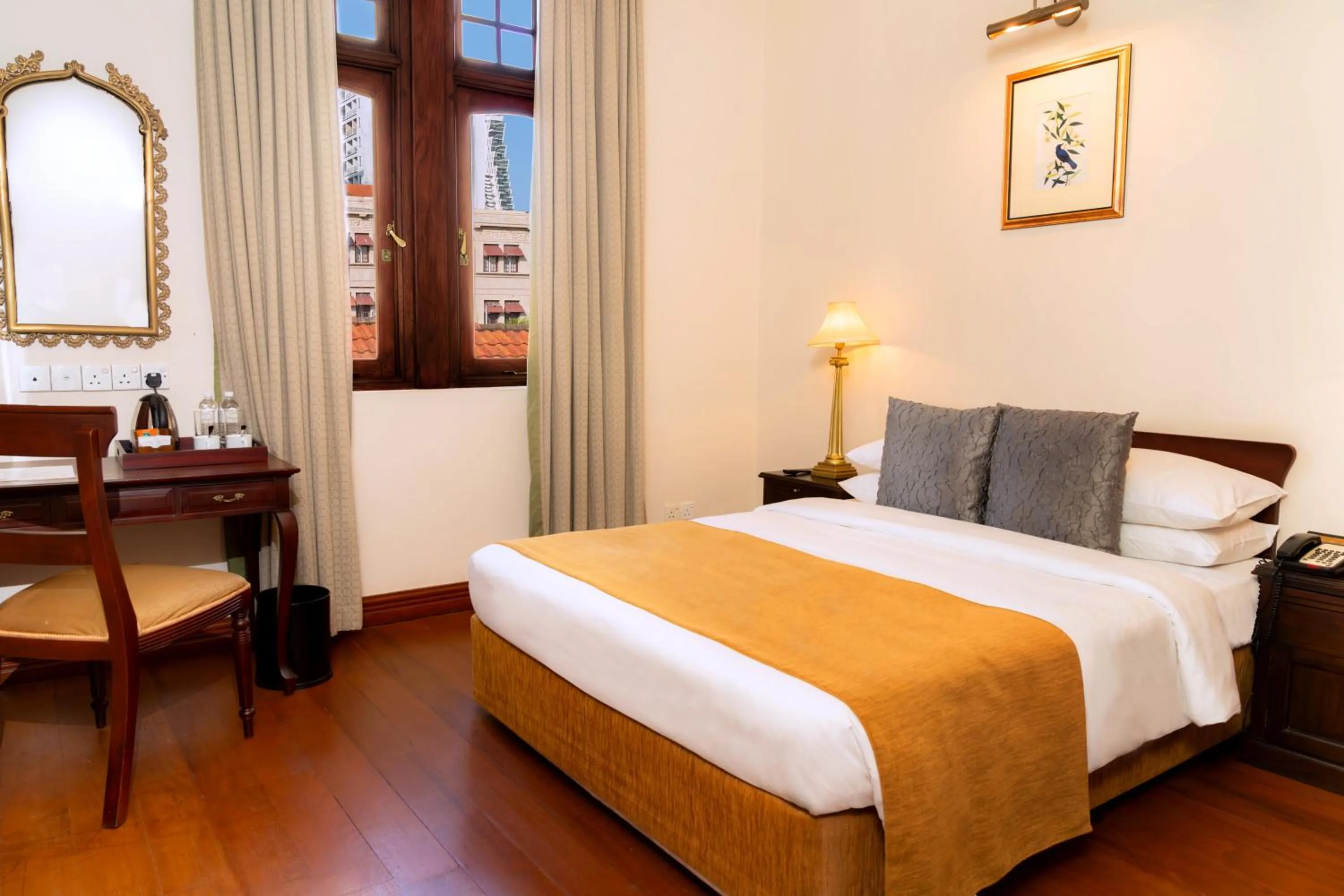 Bed in Galle Face Hotel