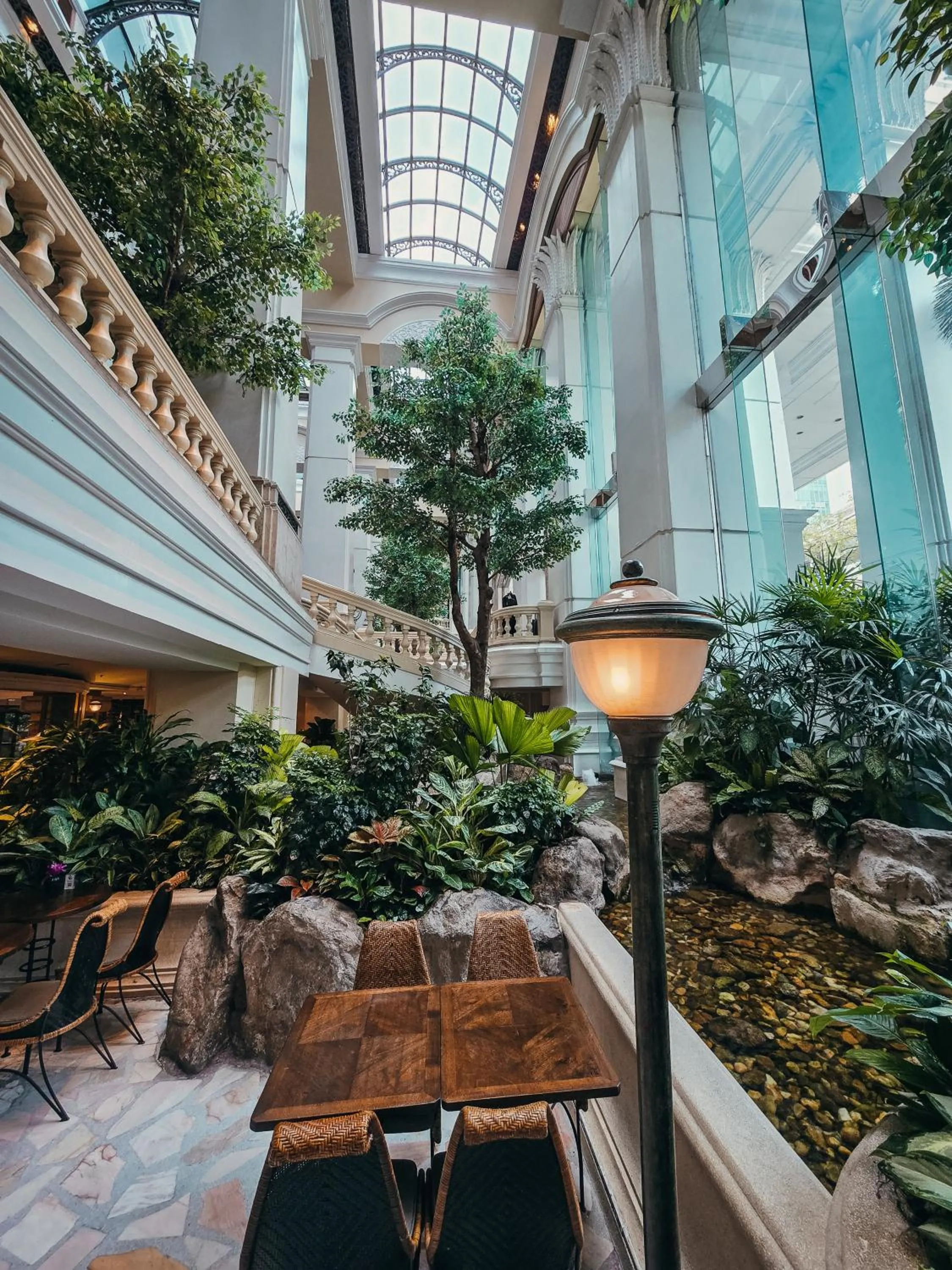 Lobby or reception in Grand Hyatt Erawan Bangkok