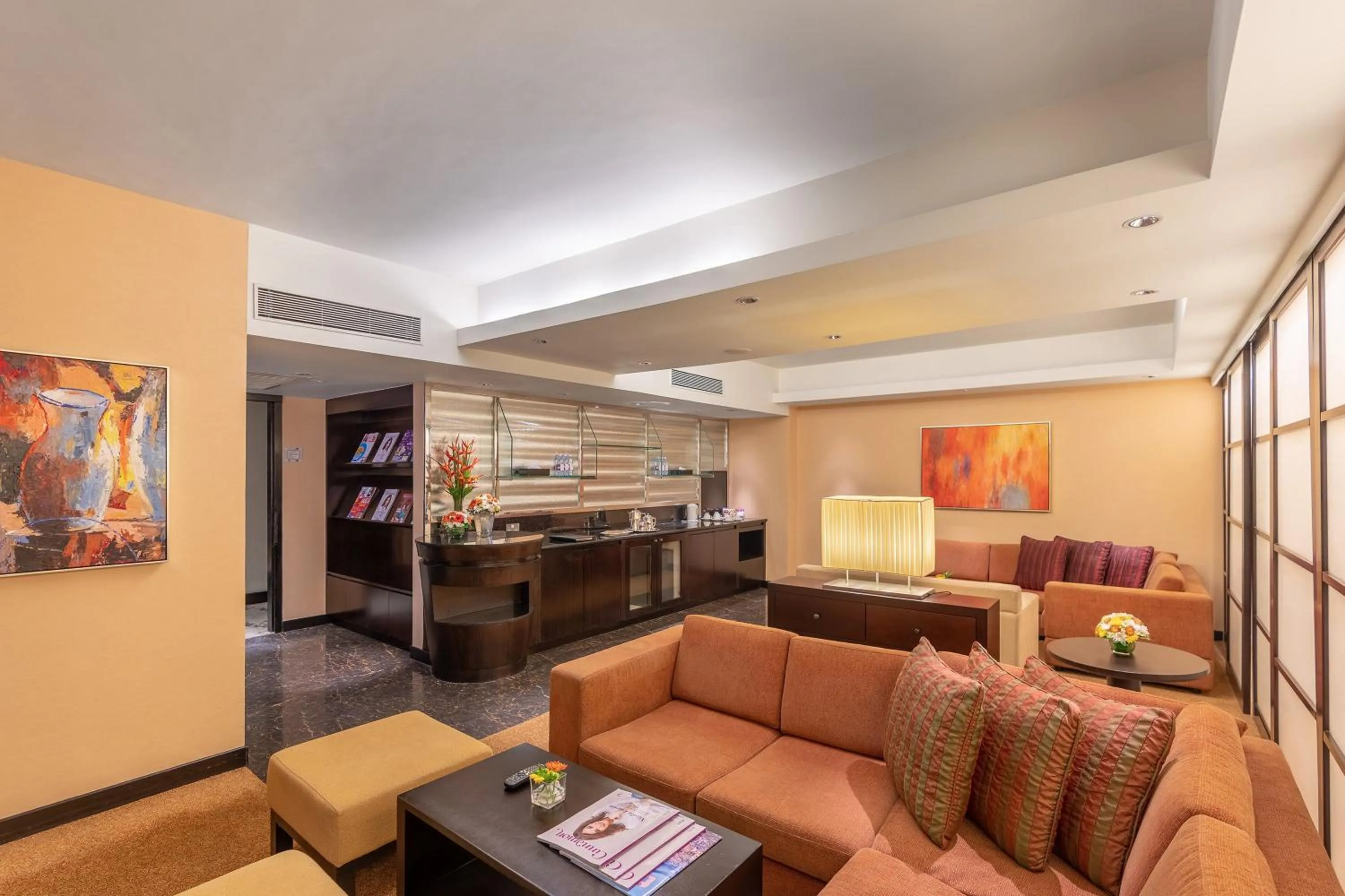 Lounge or bar in Cinnamon Grand Colombo