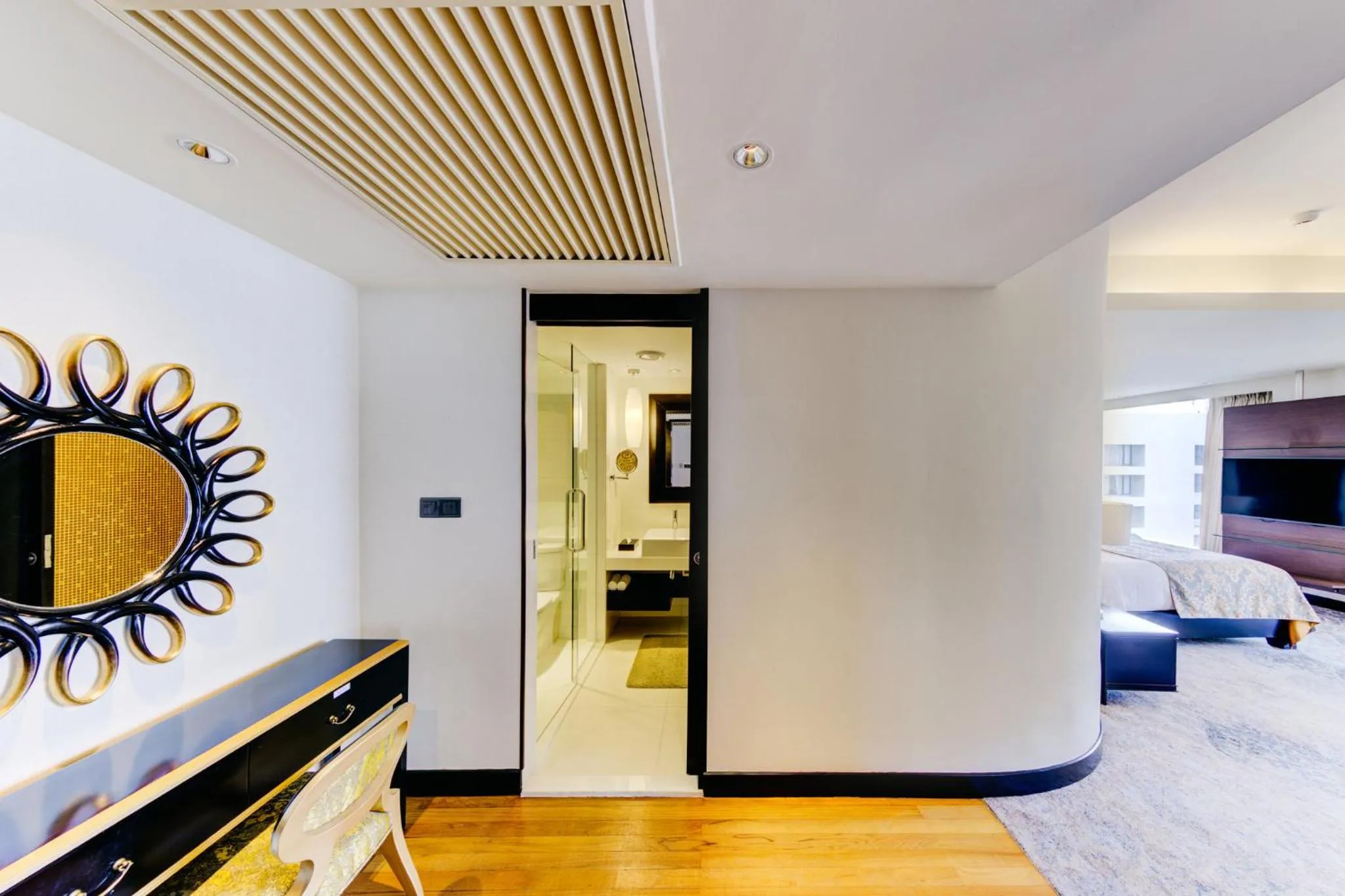 Bedroom in Cinnamon Grand Colombo