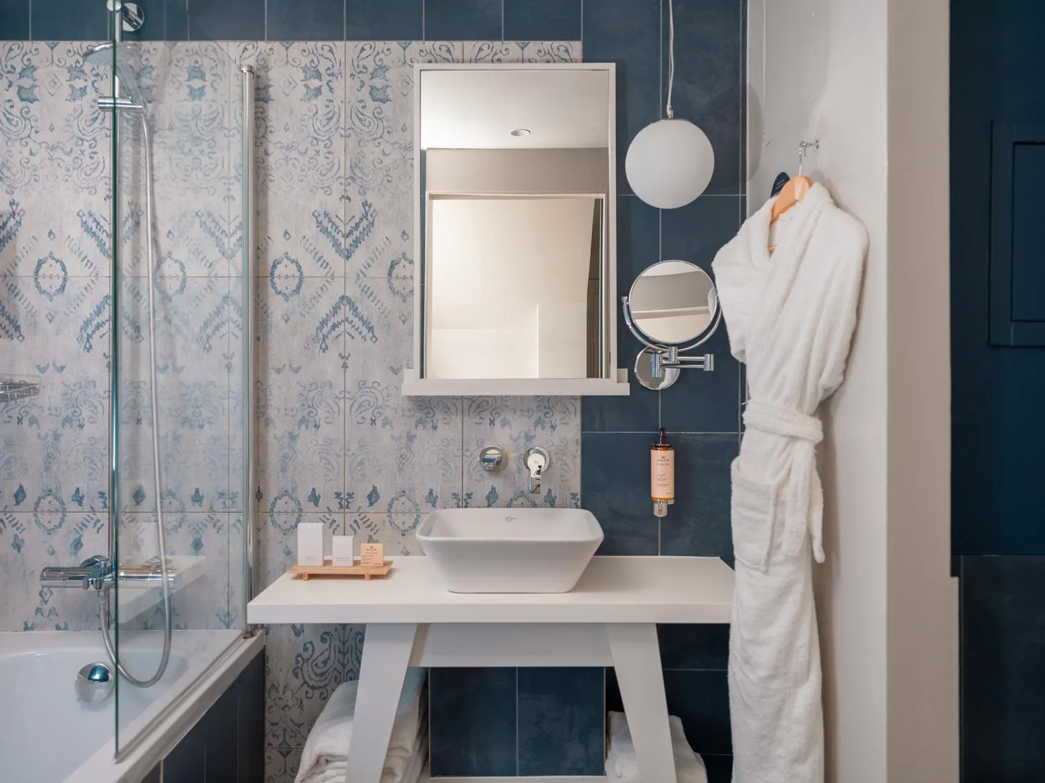 Bathroom in Hôtel Belleval