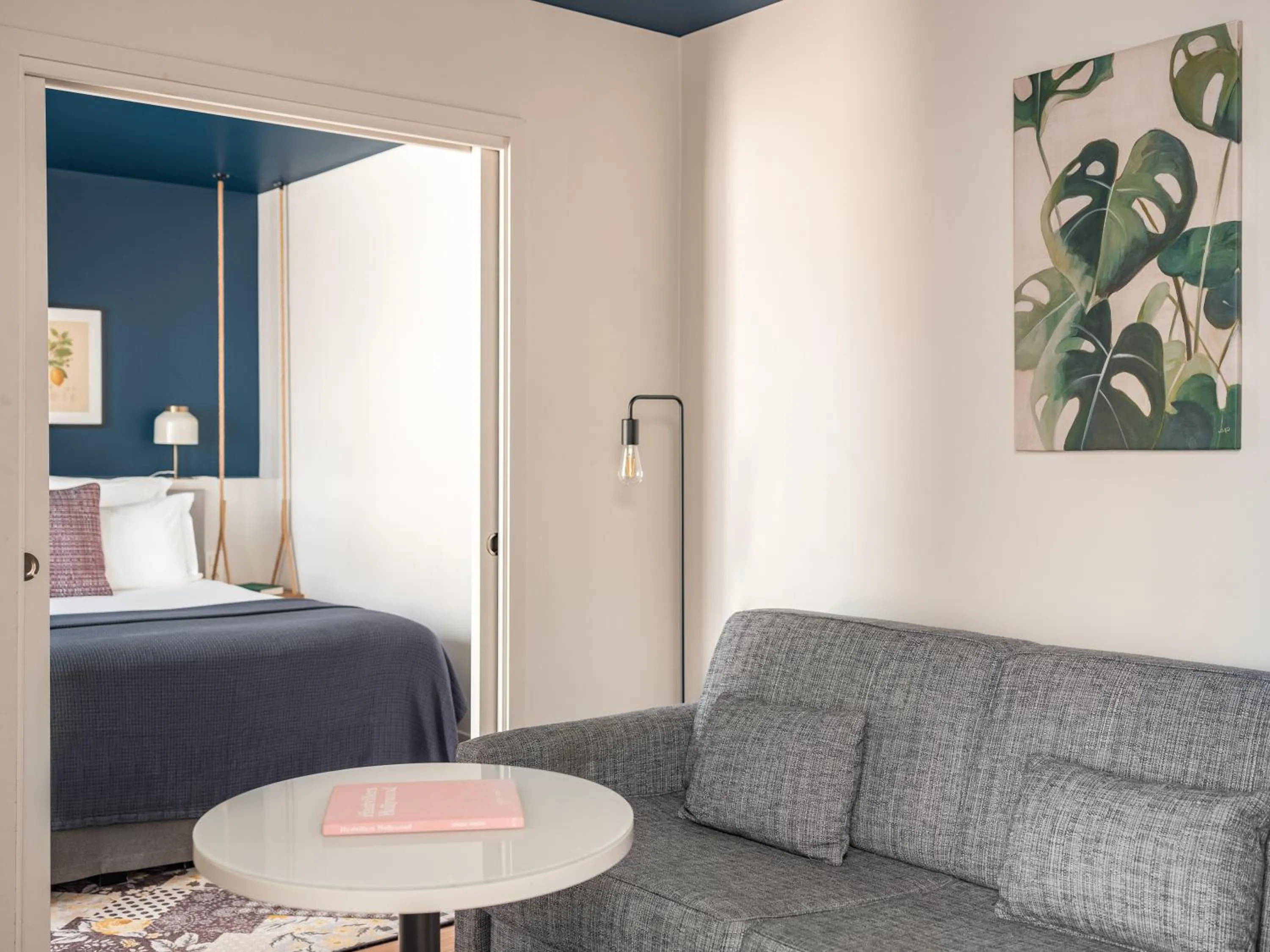 Photo of the whole room, Bed in Hôtel Belleval