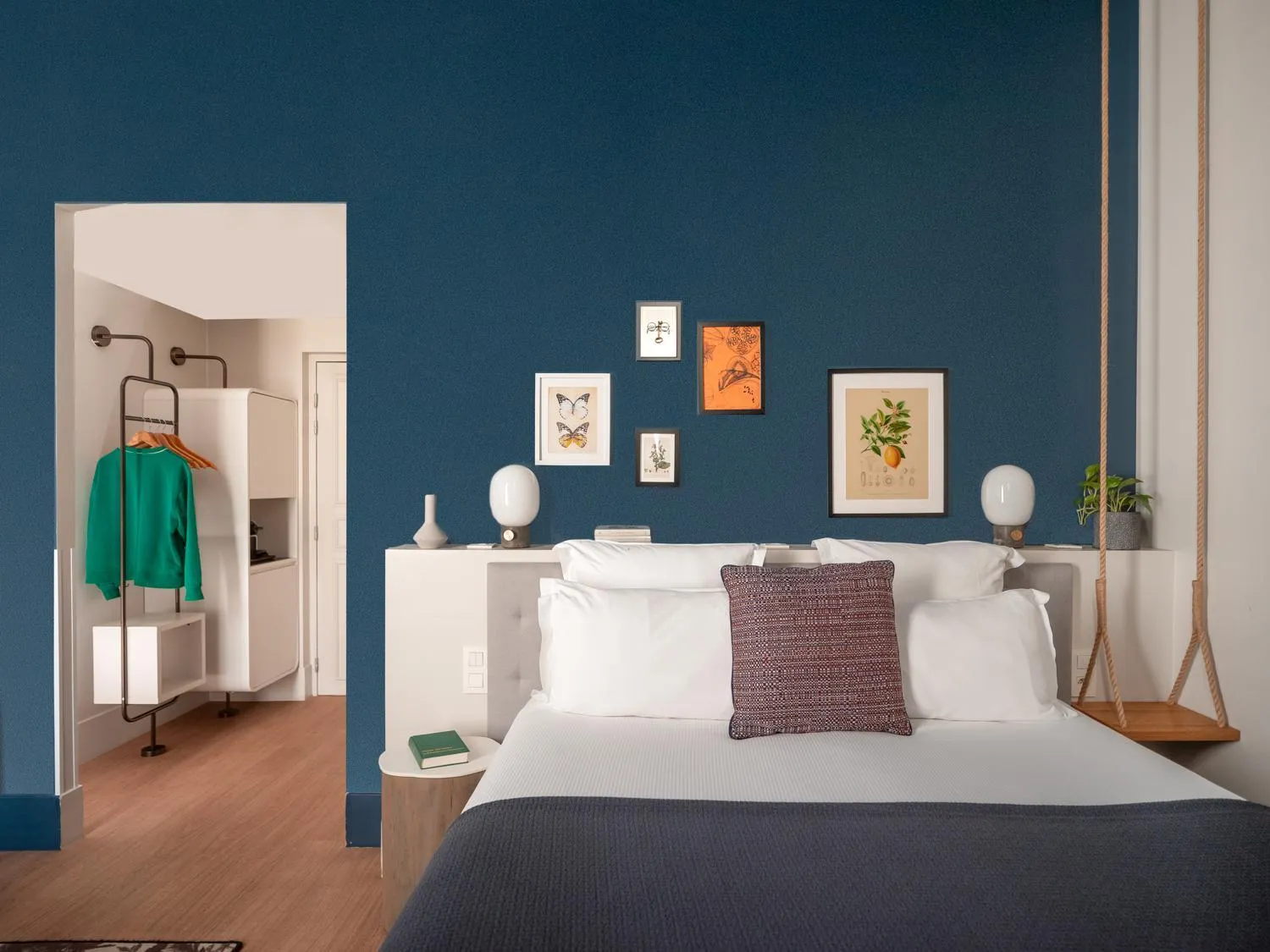 Photo of the whole room, Bed in Hôtel Belleval