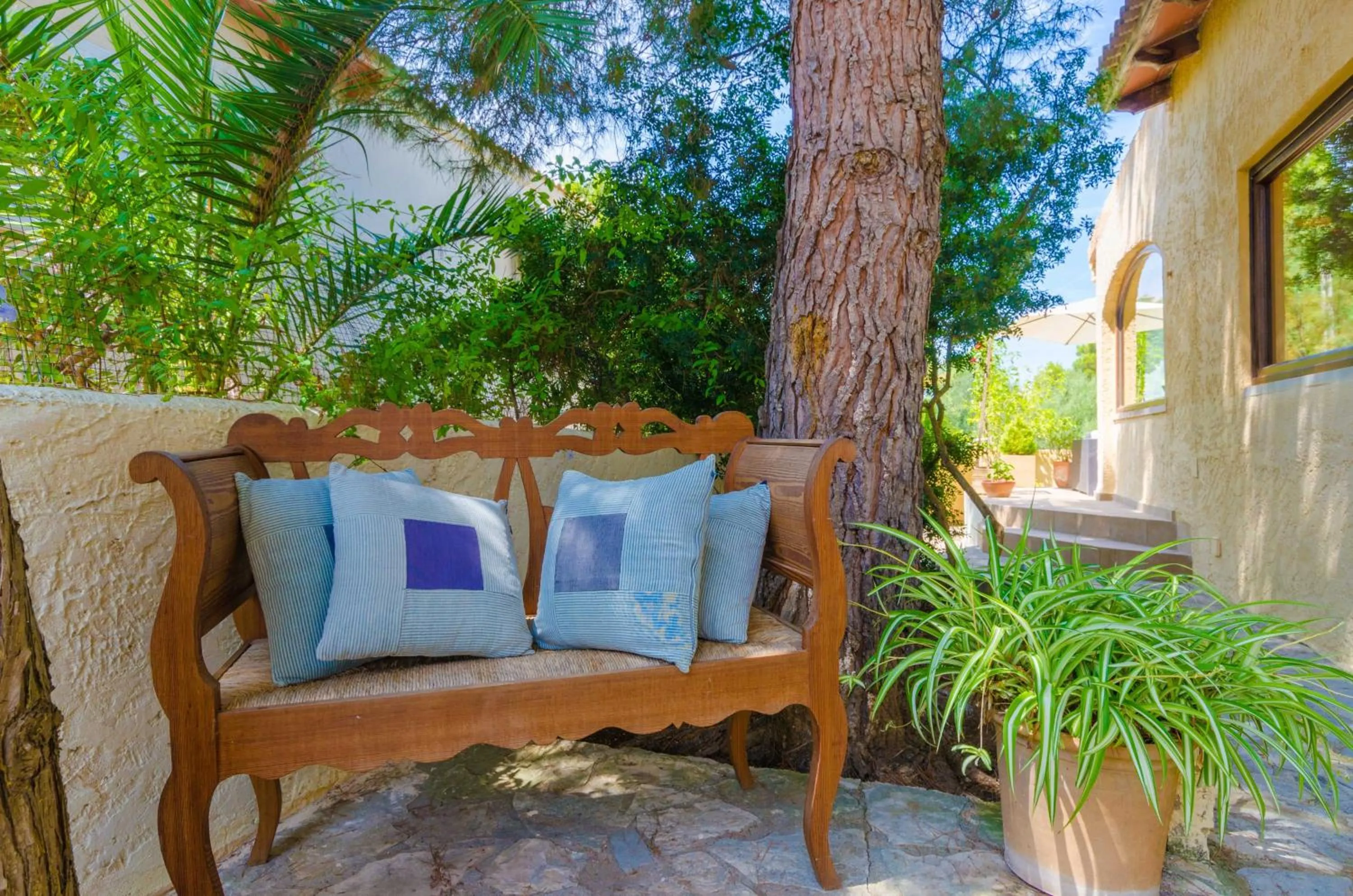 Seating area in Rudy