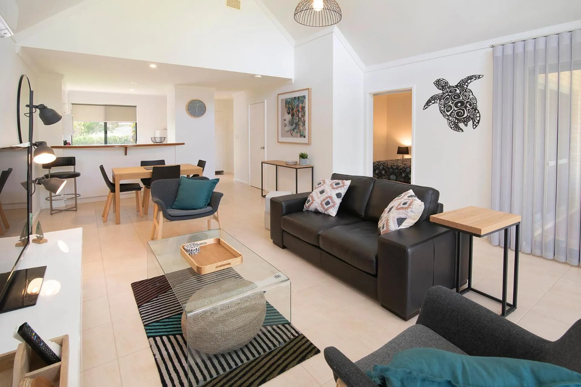 Bayshore Beachside Resort