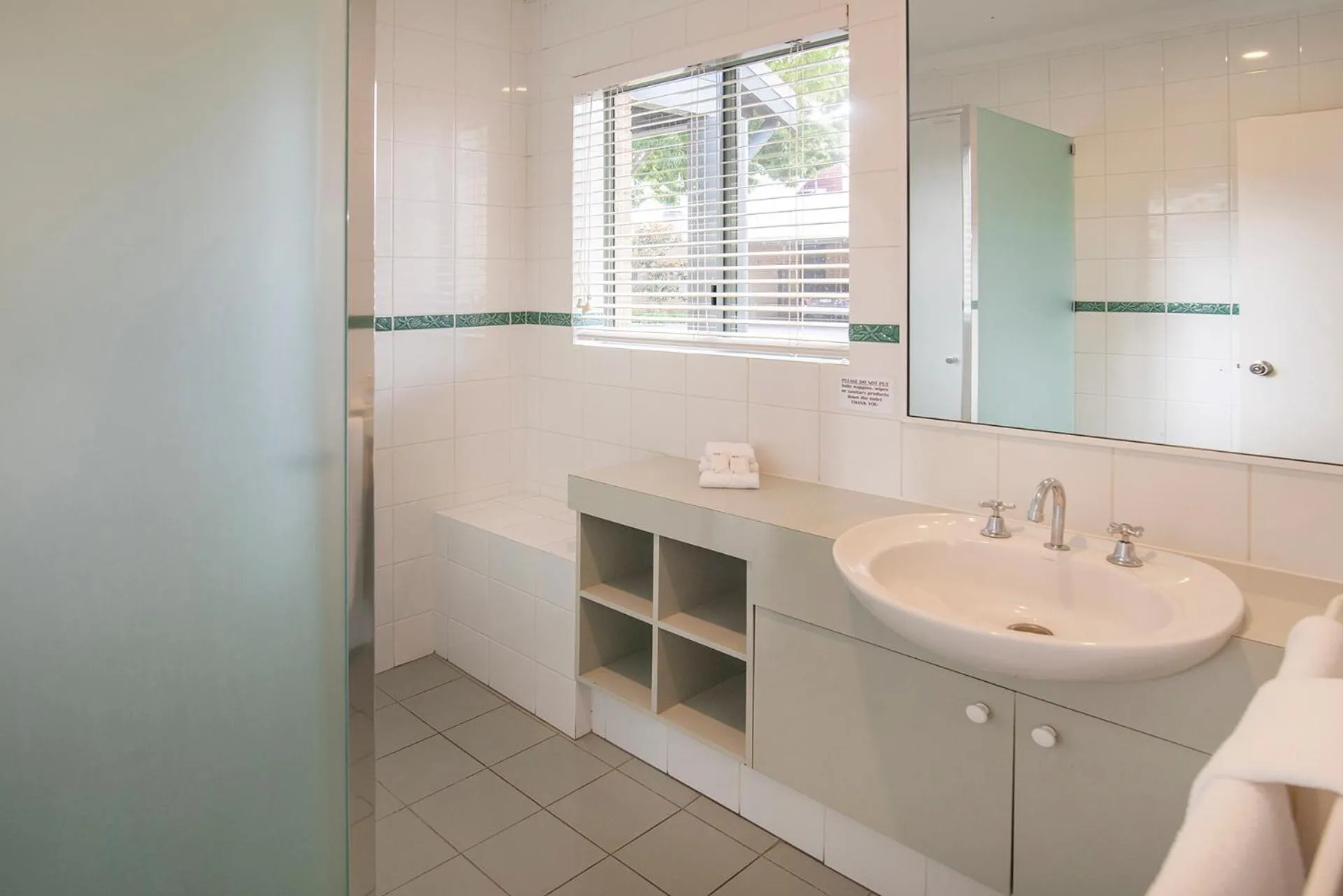 Bayshore Beachside Resort