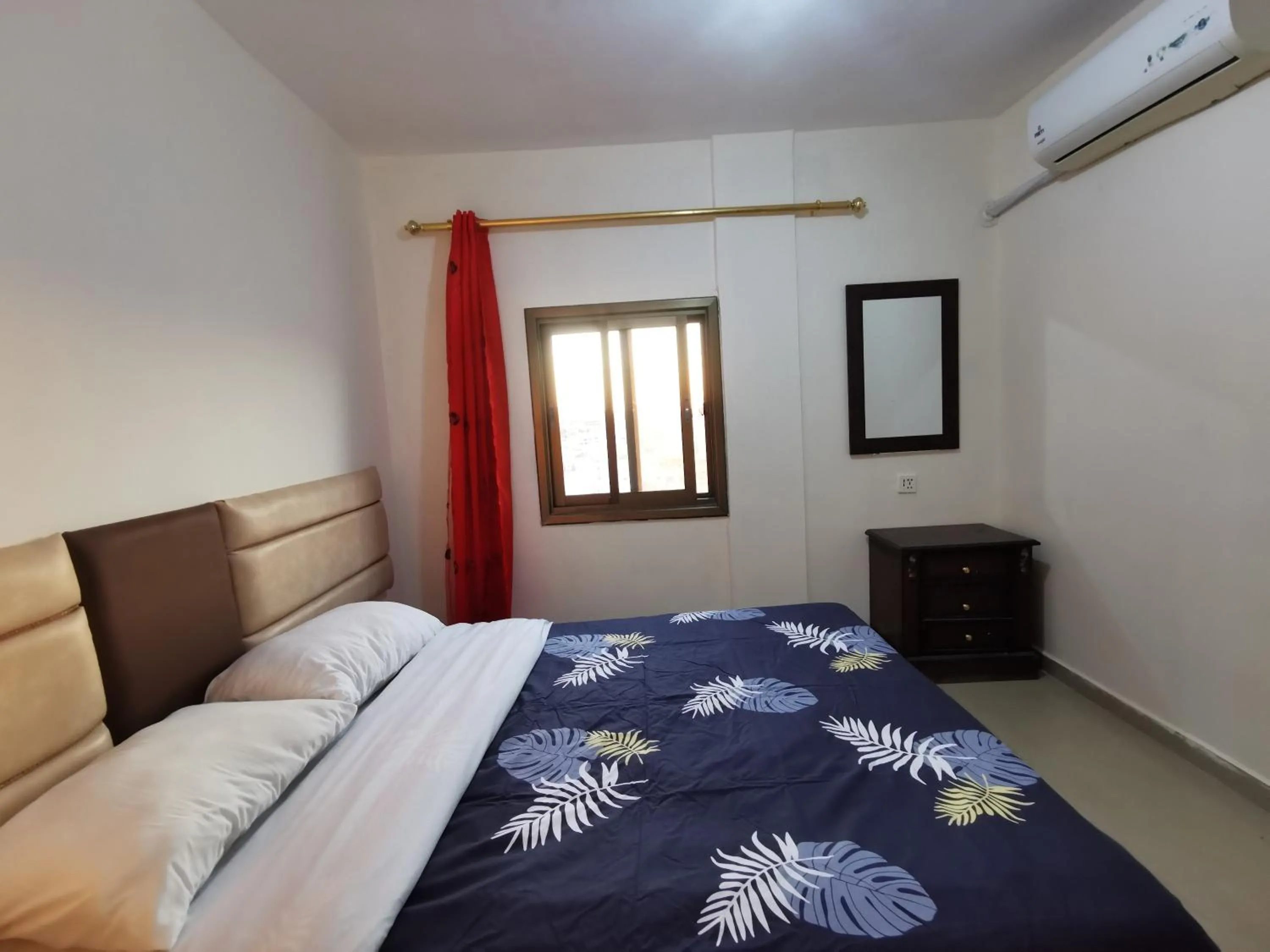 Bed in Petra Gate Hotel