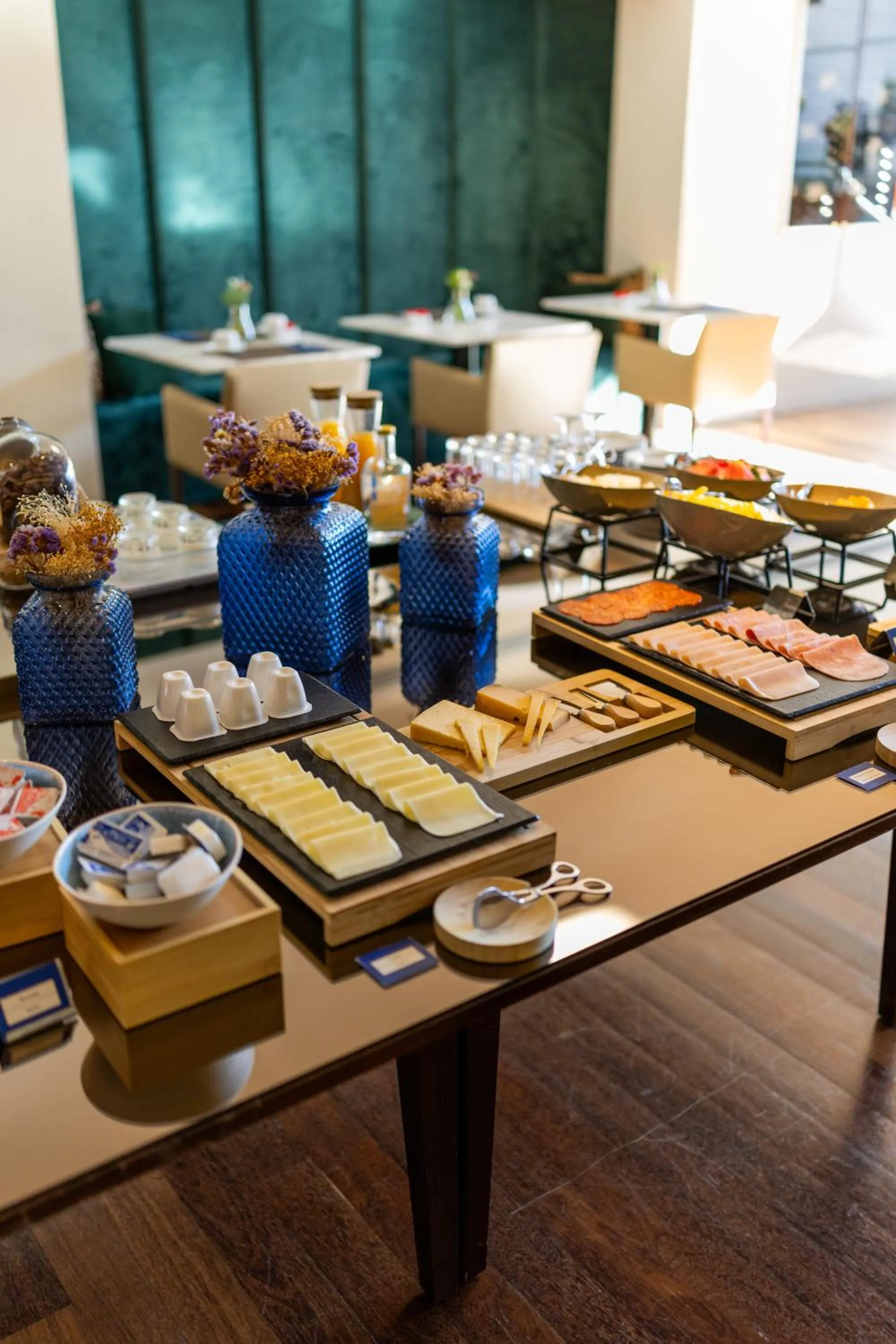 Breakfast in 4615 Hotel