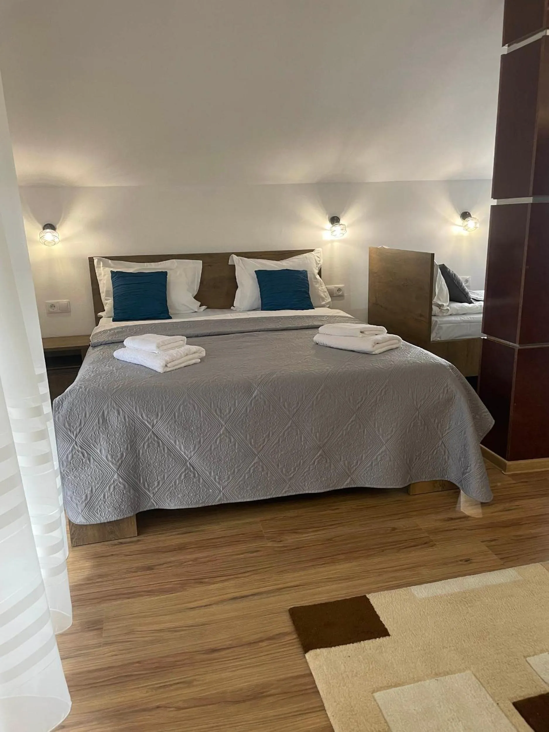 Bed in Motel Maestro