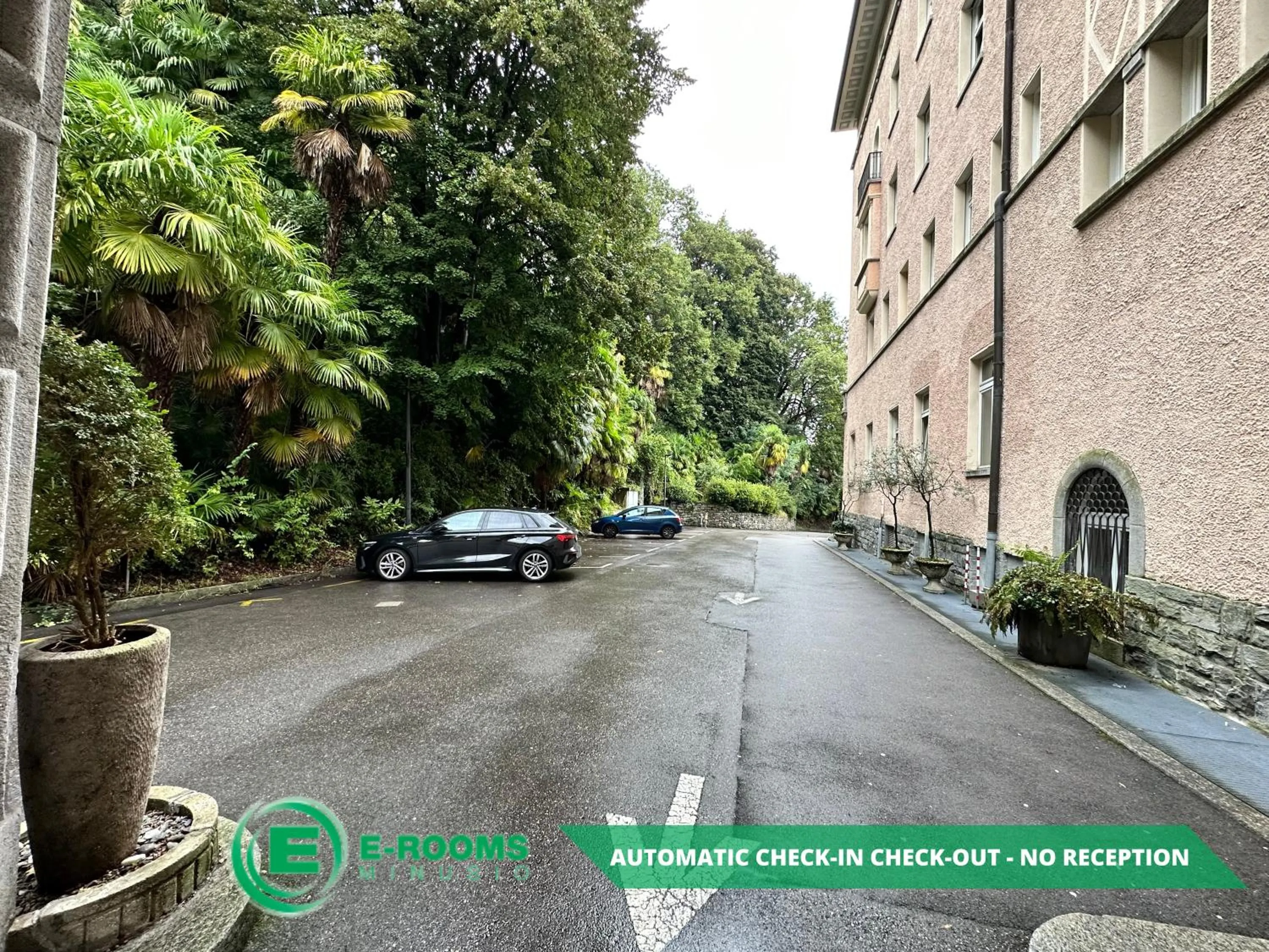 Parking in E-Rooms Minusio