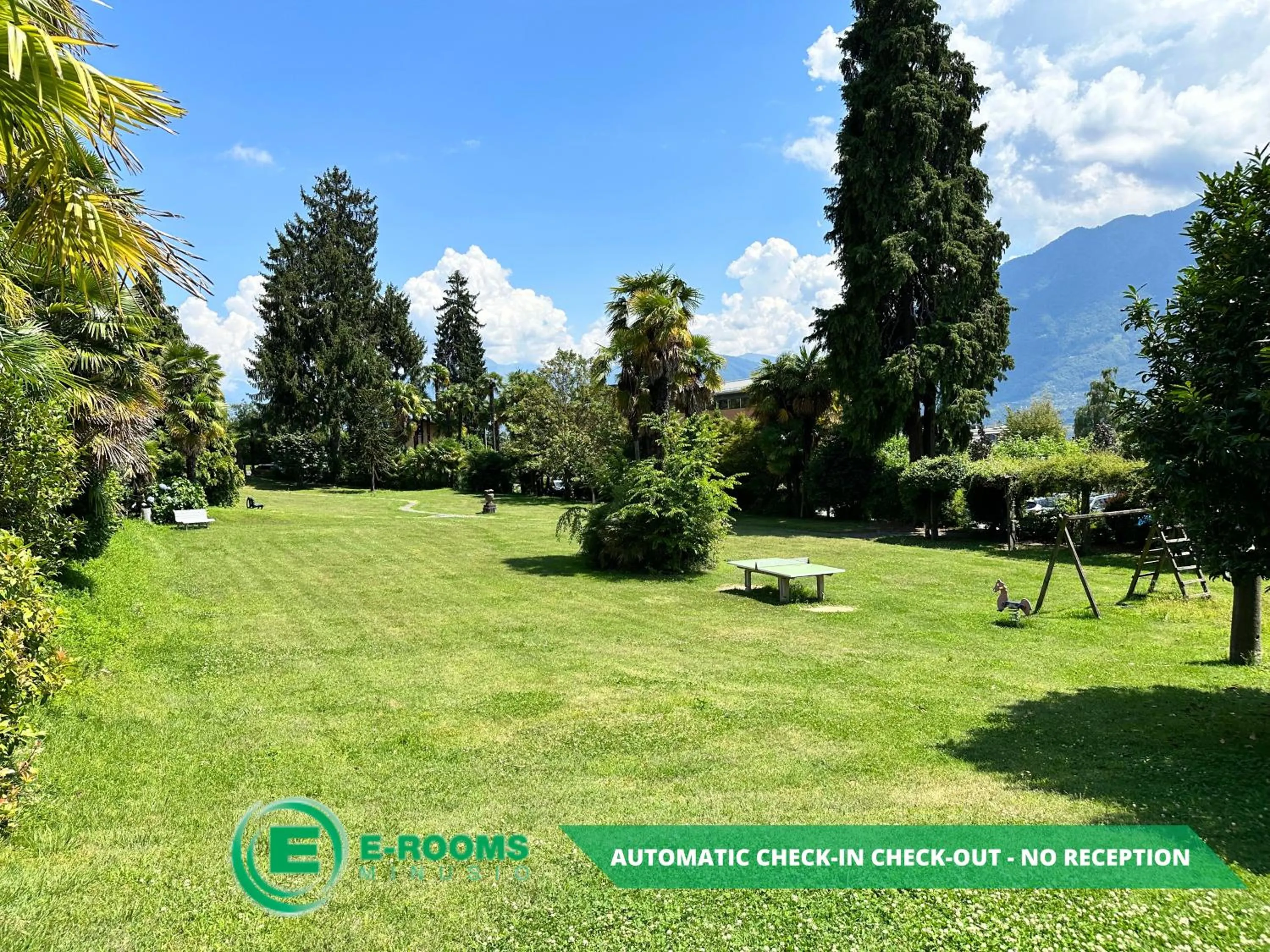 Natural landscape in E-Rooms Minusio