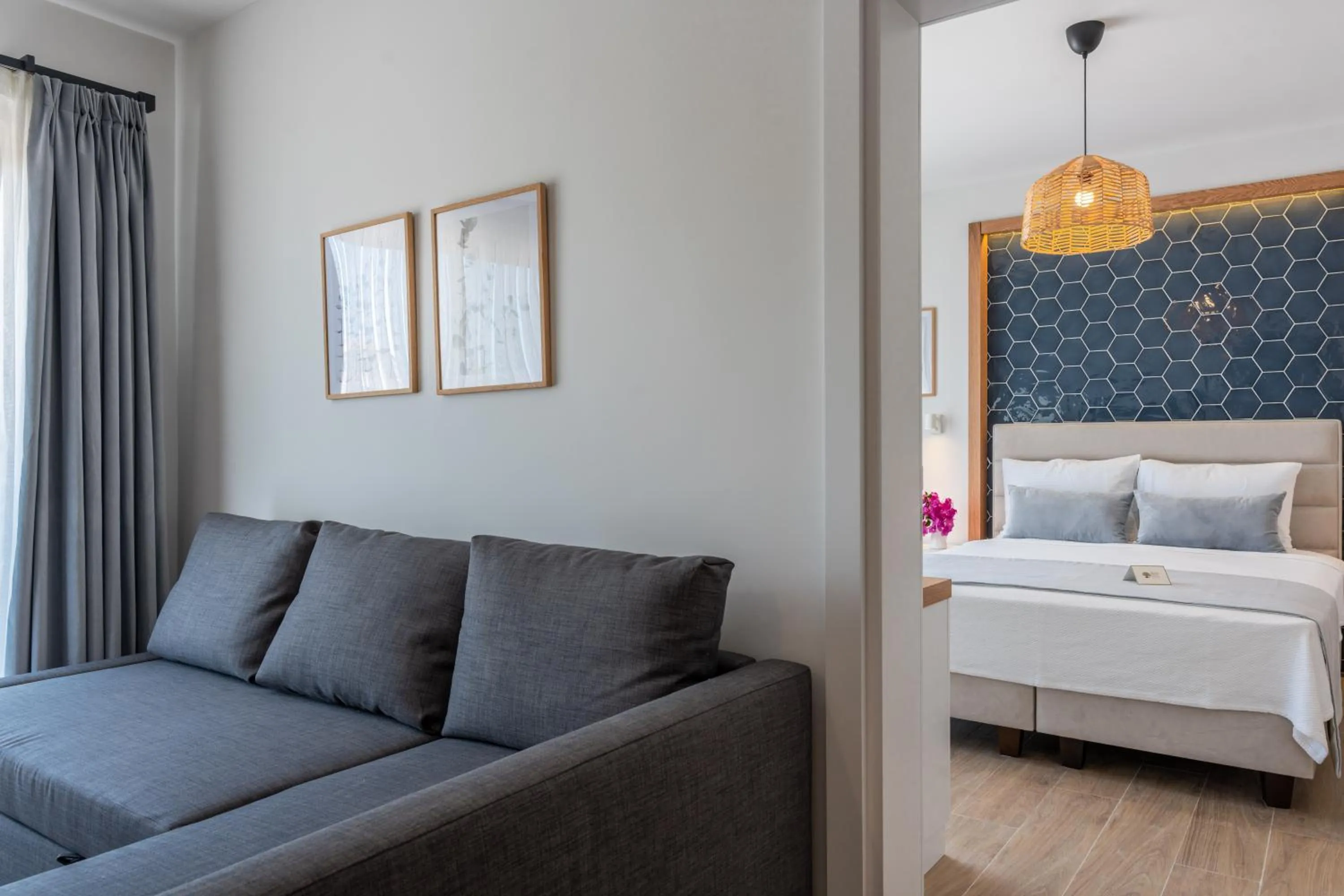 Seating area, Bed in Olea Nova Hotel