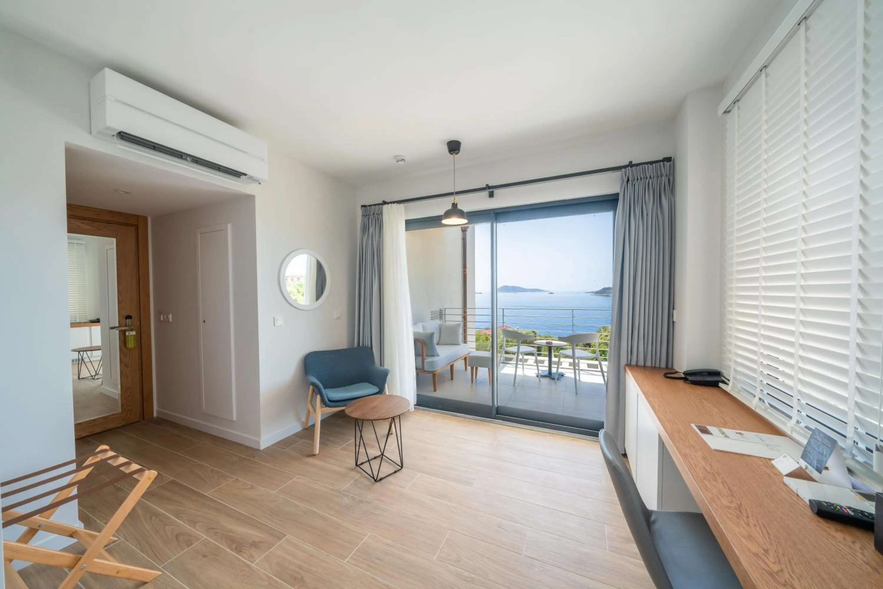 Seating area in Olea Nova Hotel