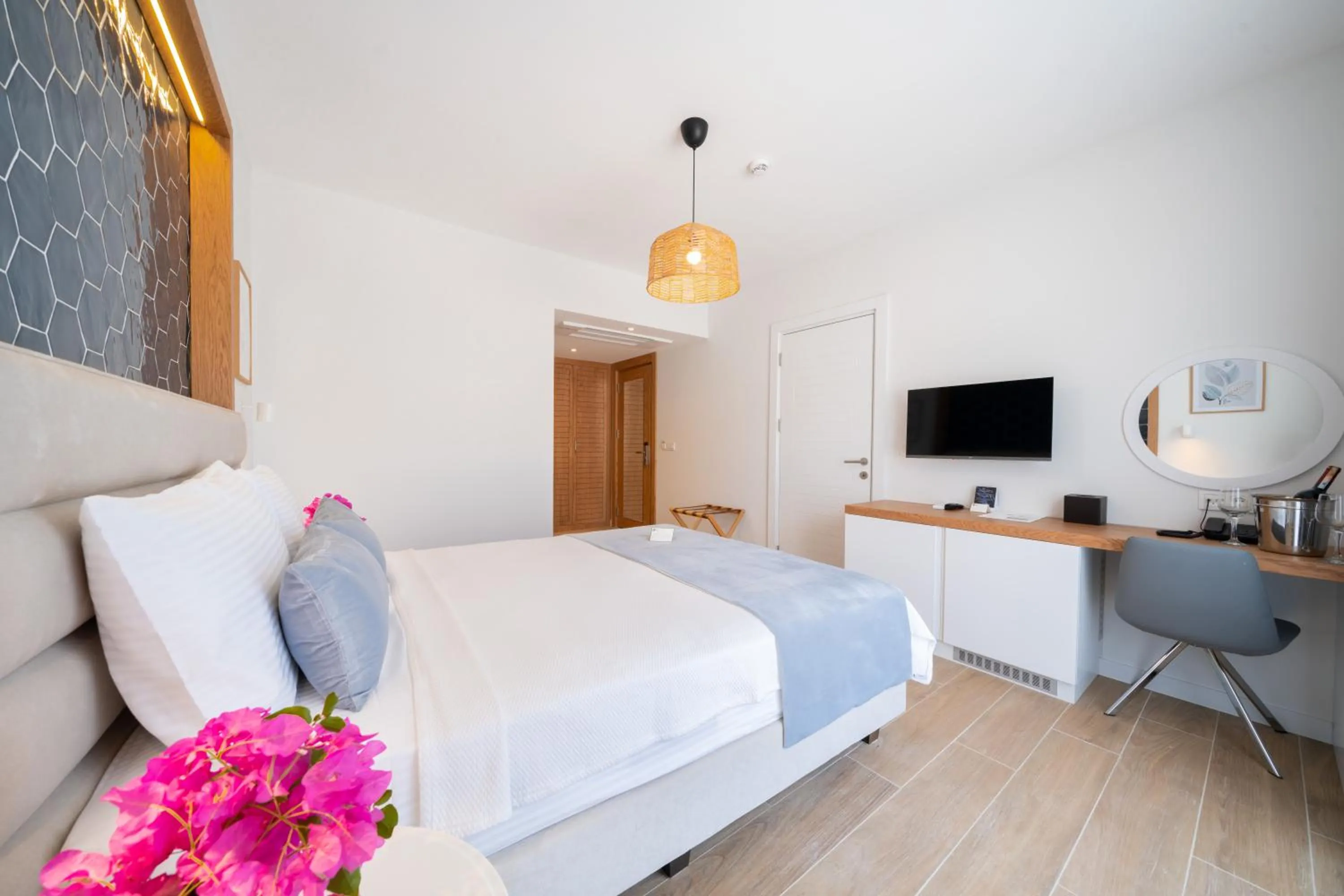 Photo of the whole room, Bed in Olea Nova Hotel