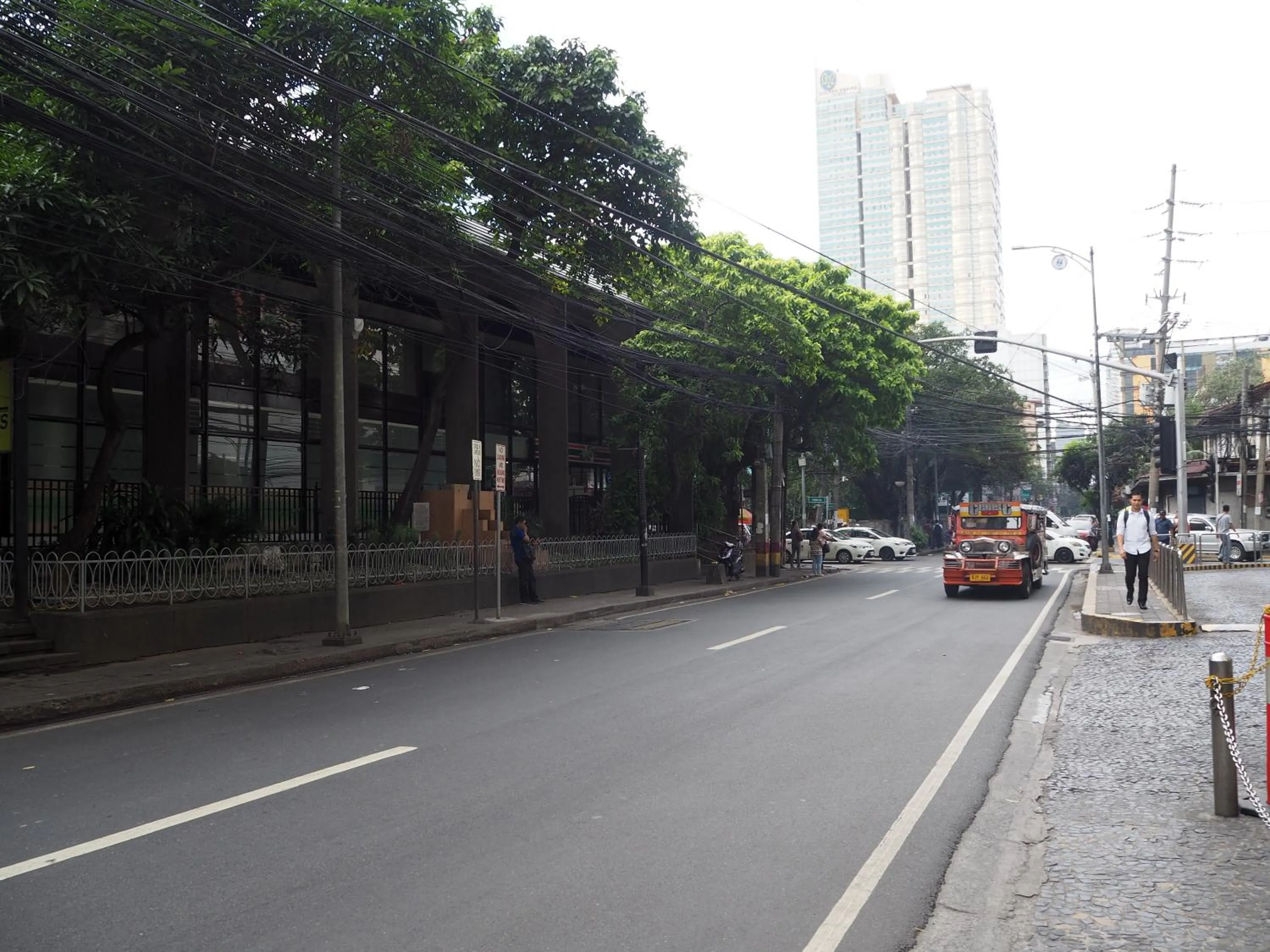 Property building in Suites de Marina Manila with Netflix