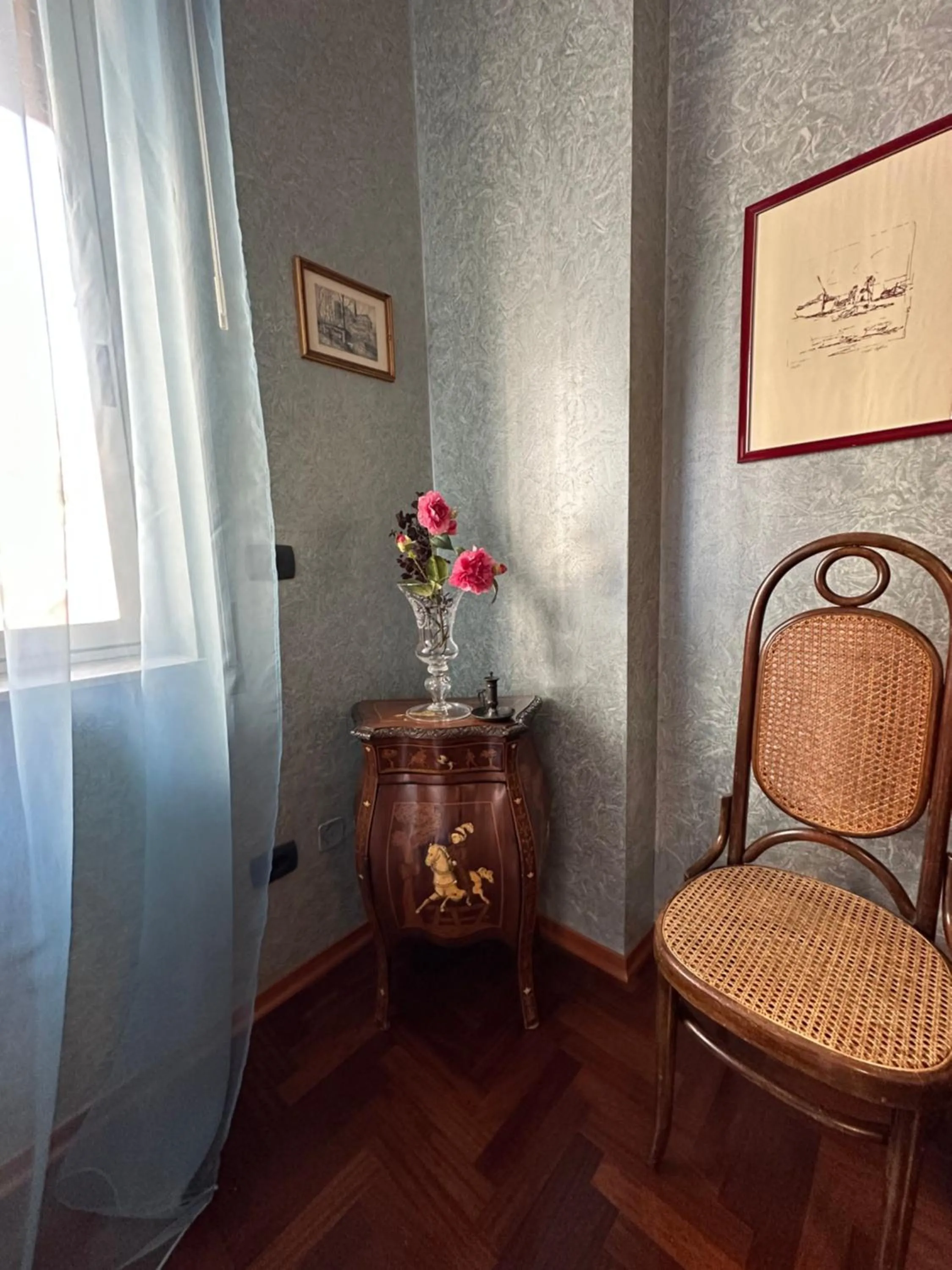 Mamma Mary Apartment