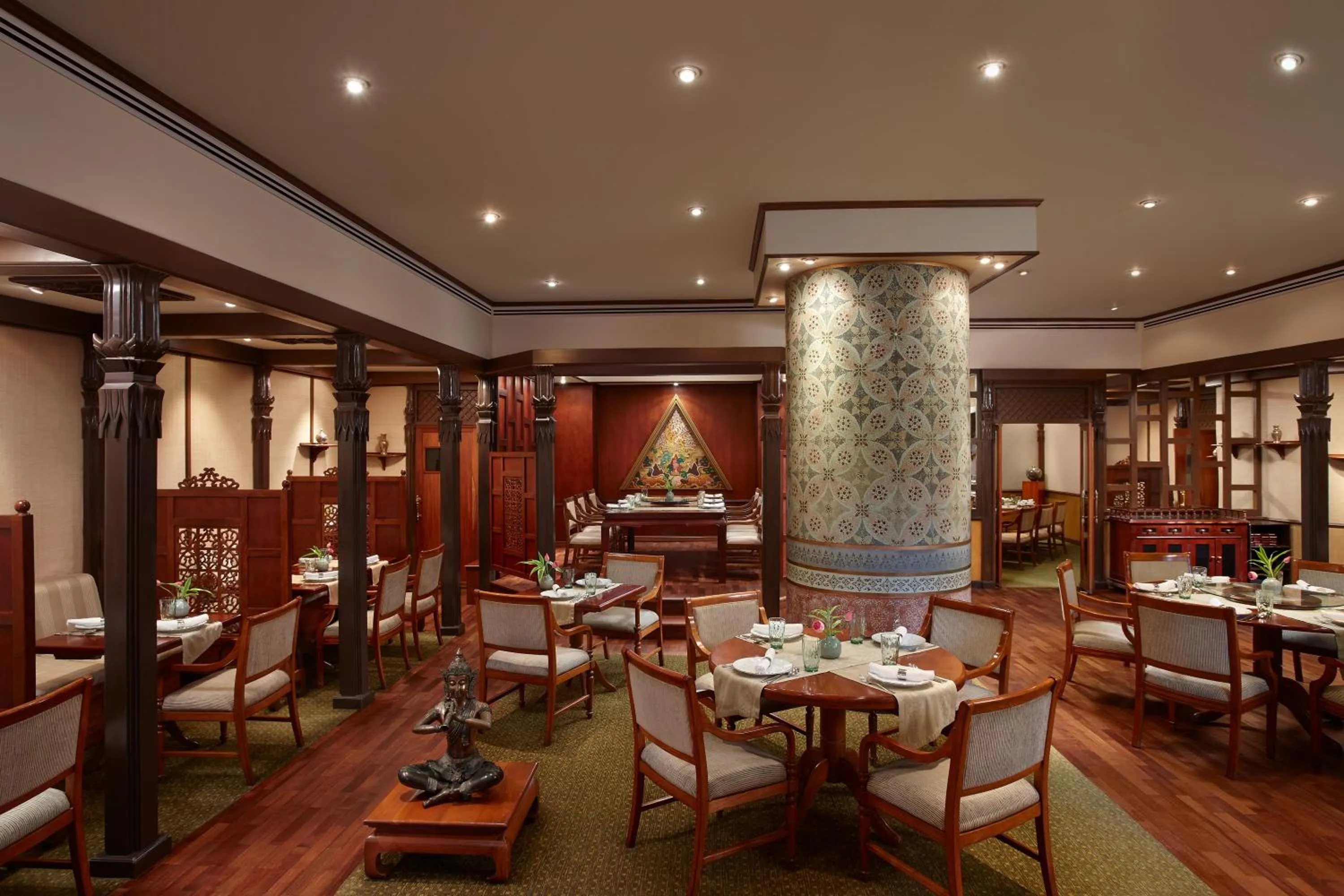 Restaurant/places to eat in Cinnamon Lakeside