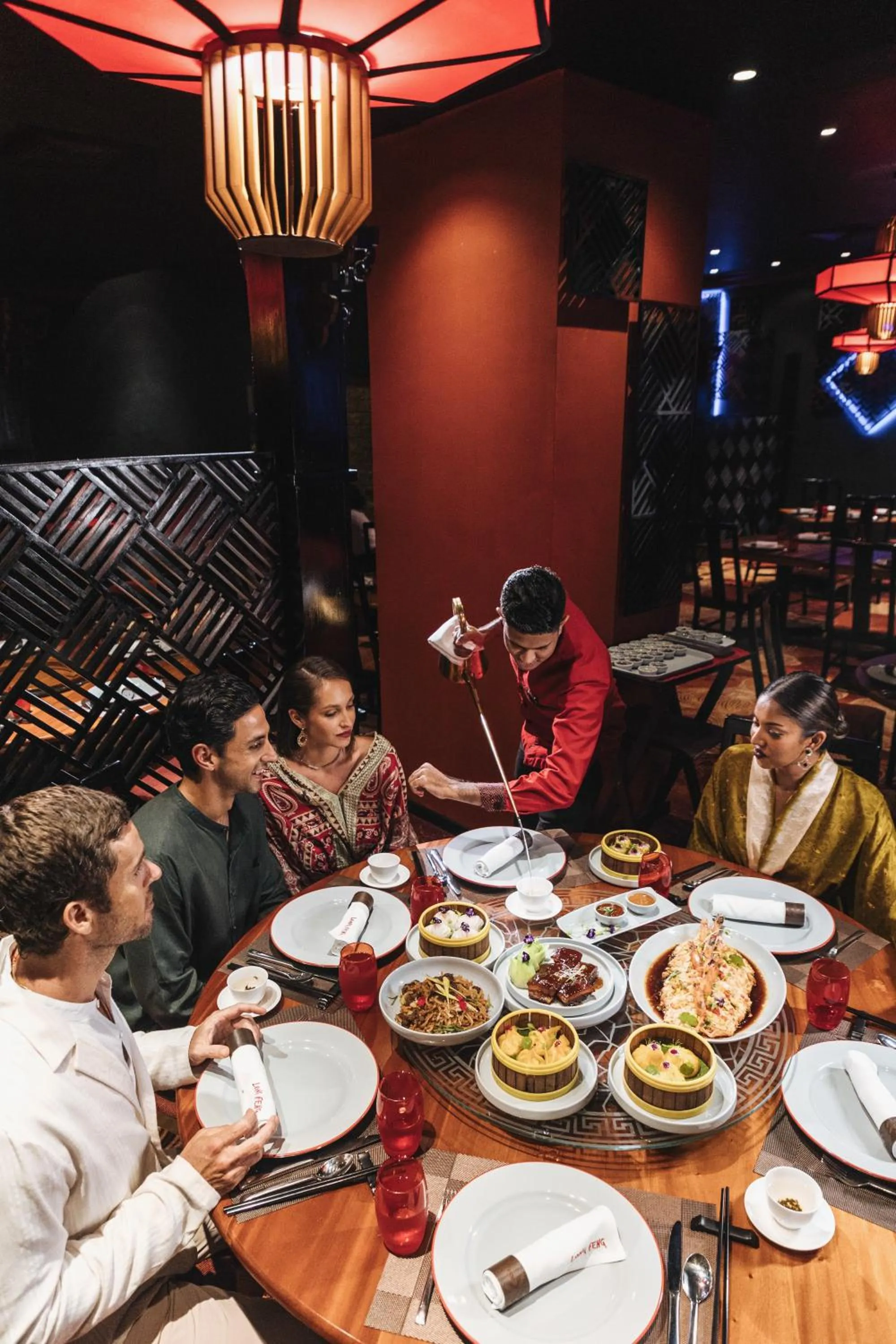 Restaurant/places to eat in Cinnamon Lakeside