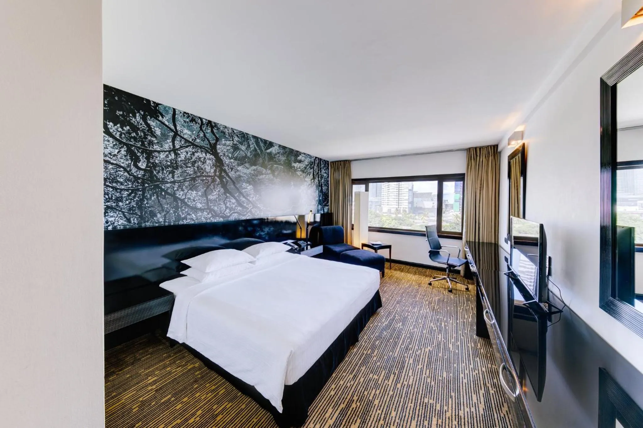 Bedroom, Bed in Cinnamon Lakeside