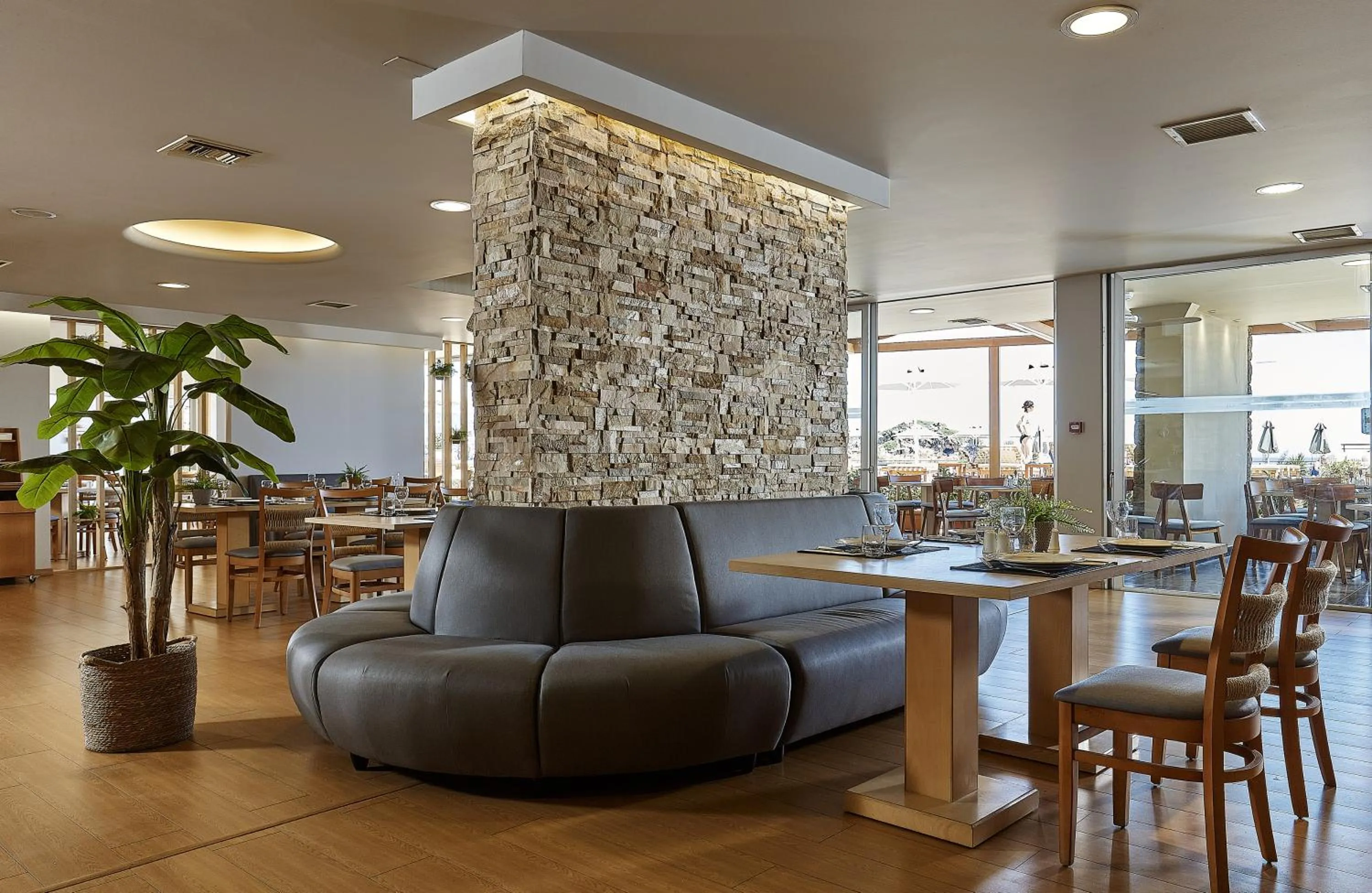 Restaurant/places to eat in Blue Marine Resort and Spa Hotel