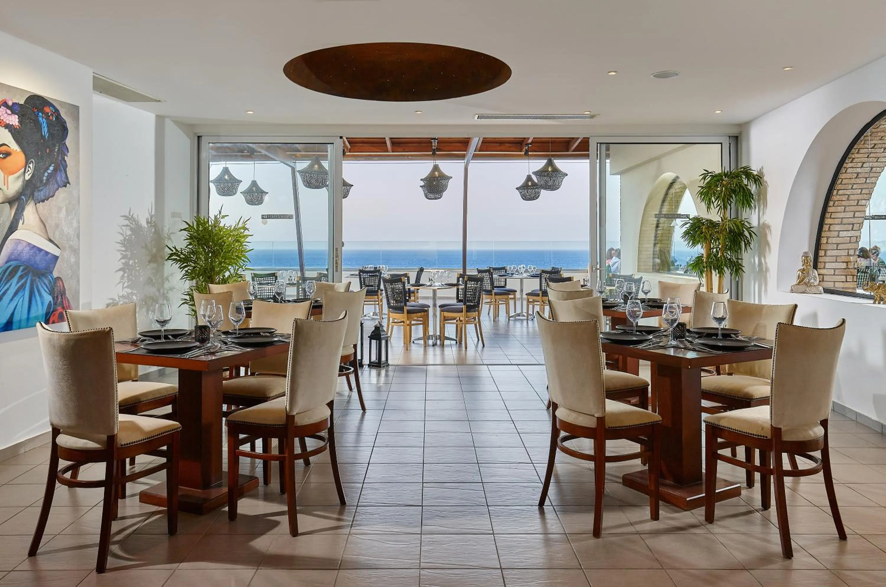 Restaurant/places to eat in Blue Marine Resort and Spa Hotel