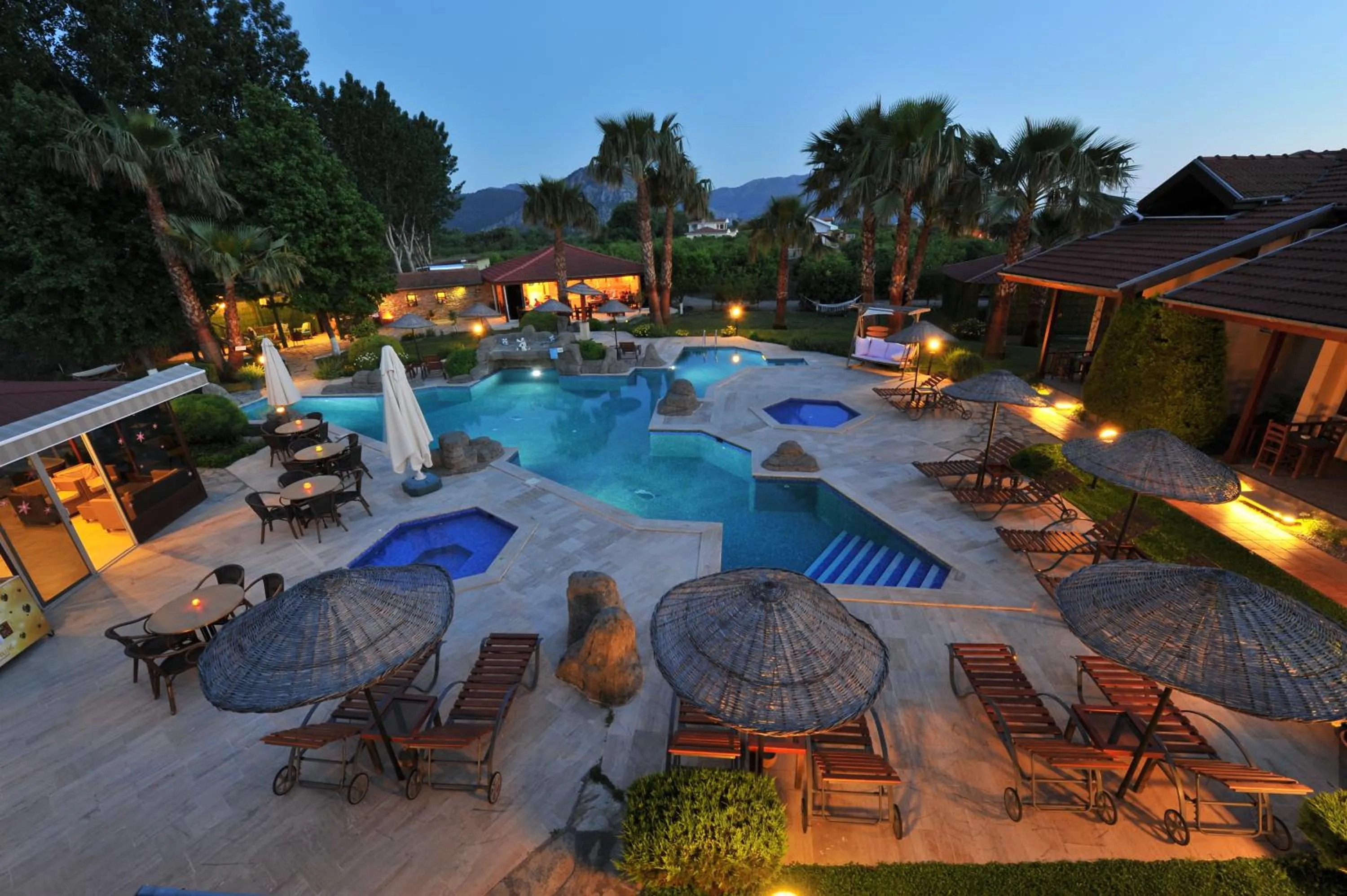 Pool view in Grenadine Lodge