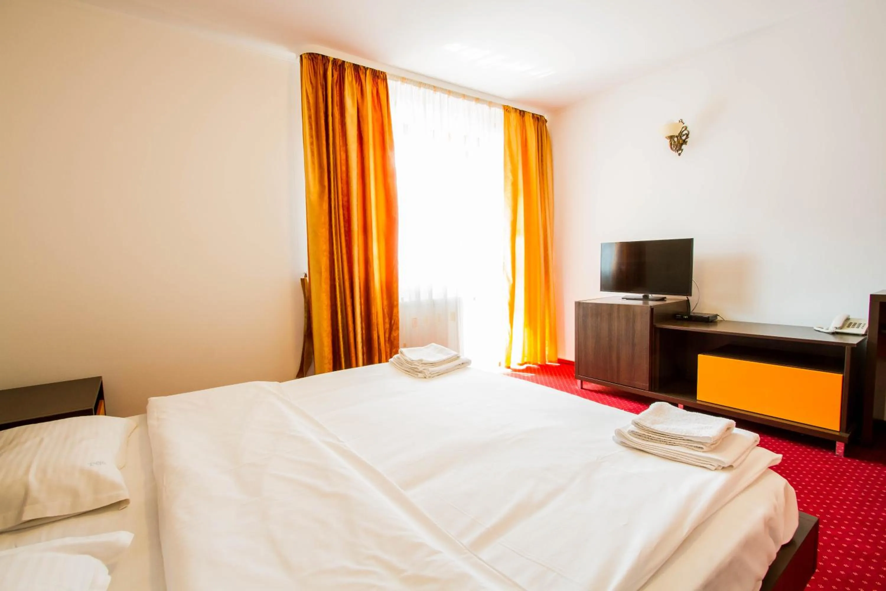 Bed in Complex Turistic Max International