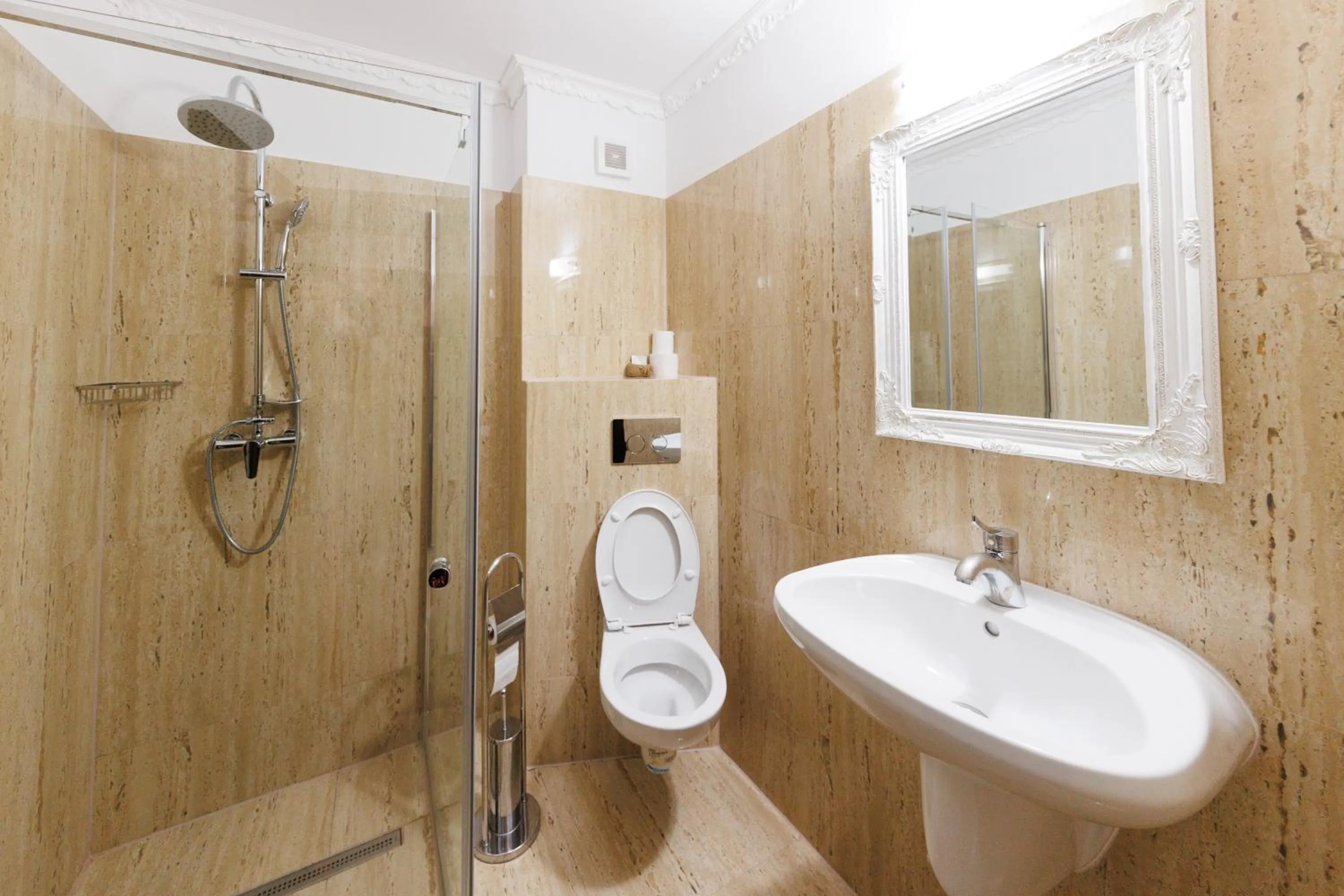 Bathroom in Complex Turistic Max International