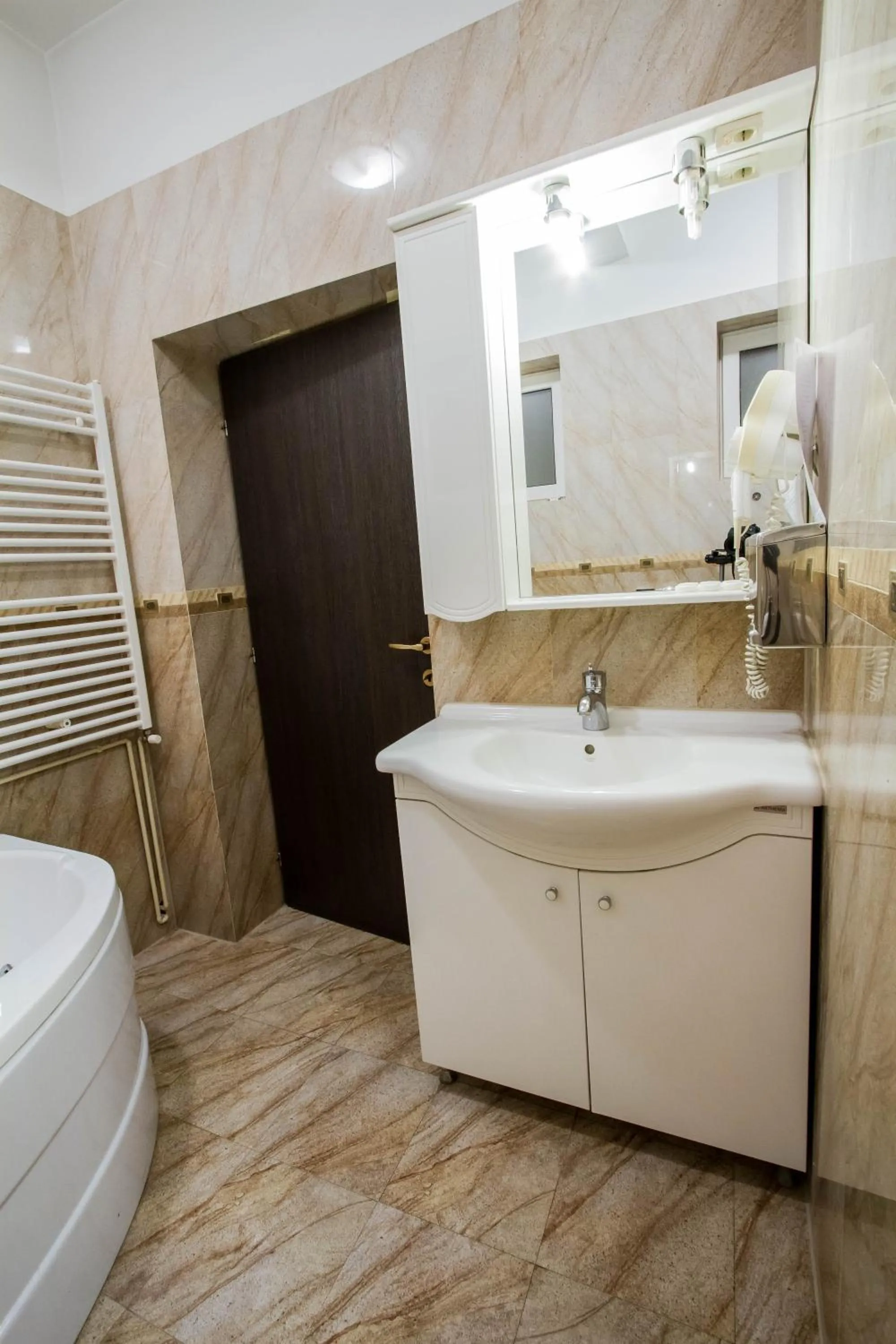 Shower in Complex Turistic Max International