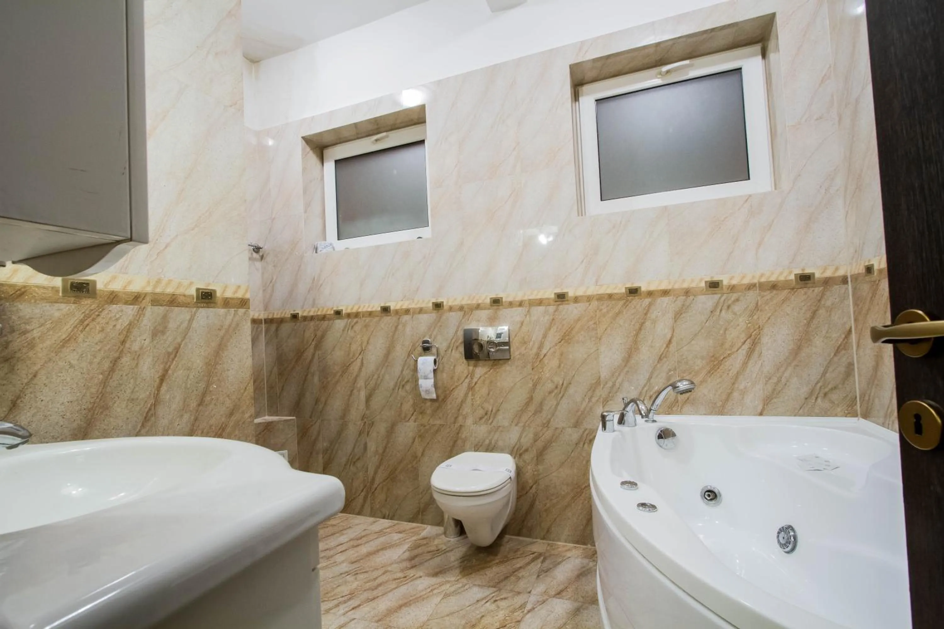 Bathroom in Complex Turistic Max International