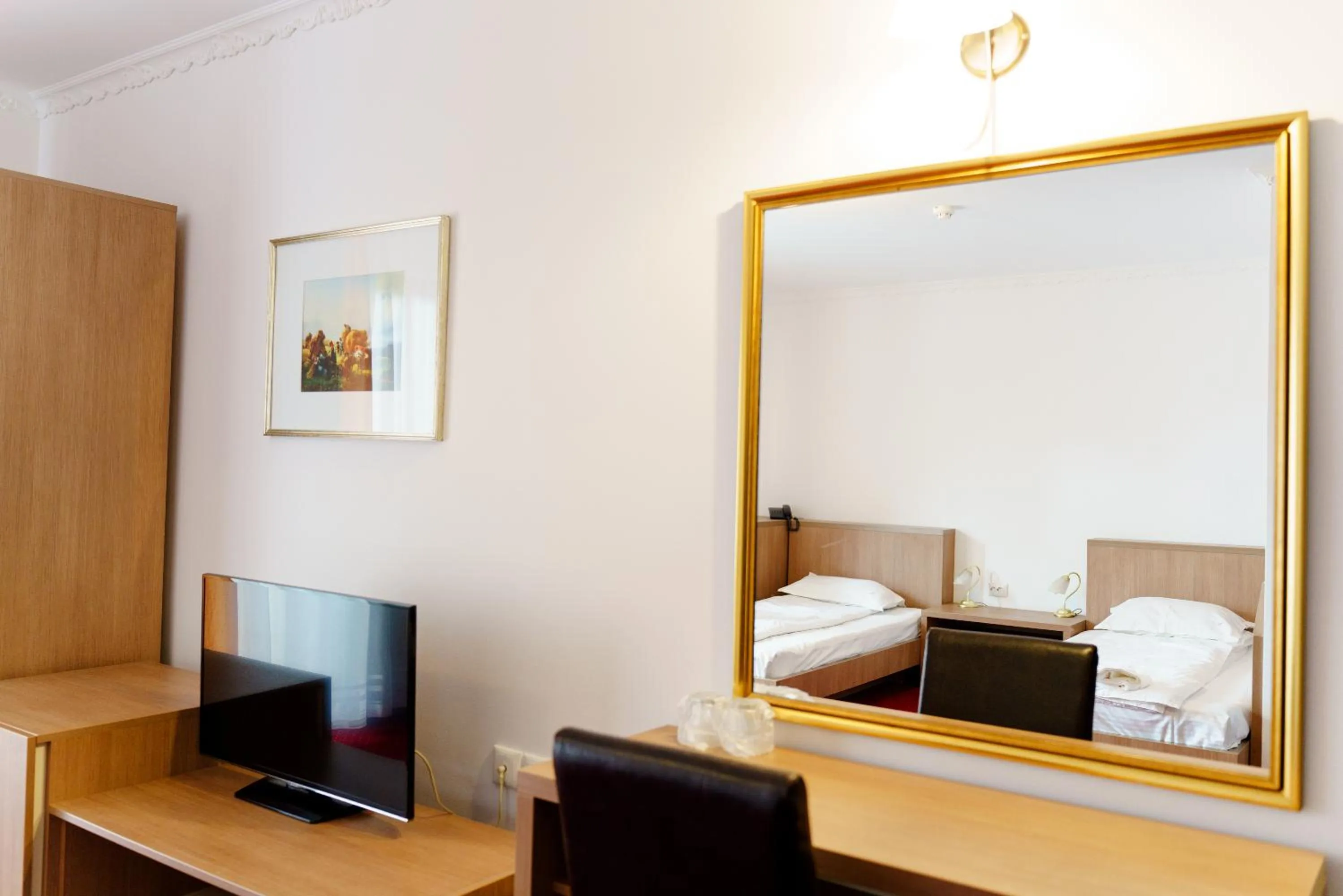 TV and multimedia in Complex Turistic Max International