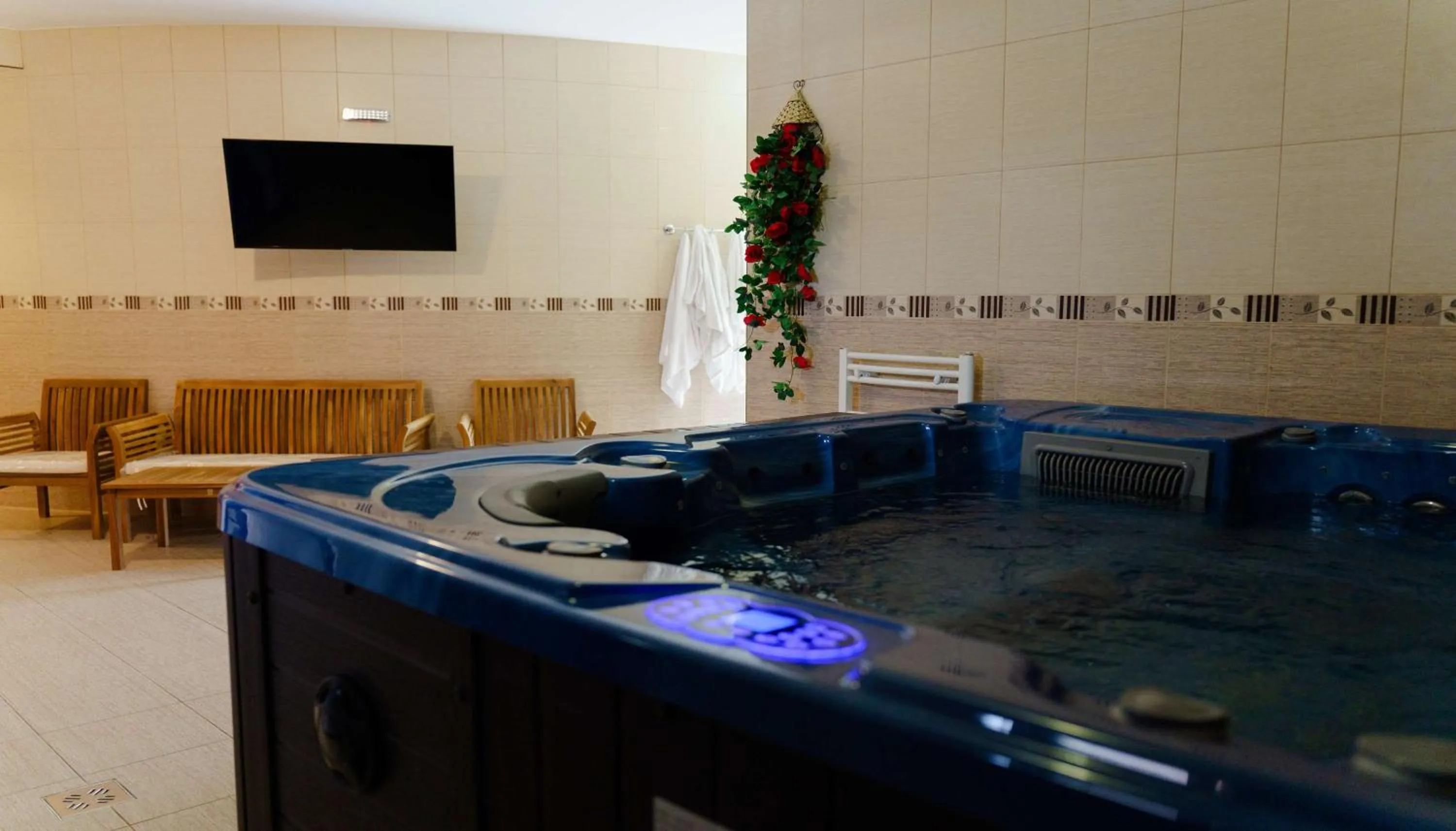 Hot Tub in Complex Turistic Max International