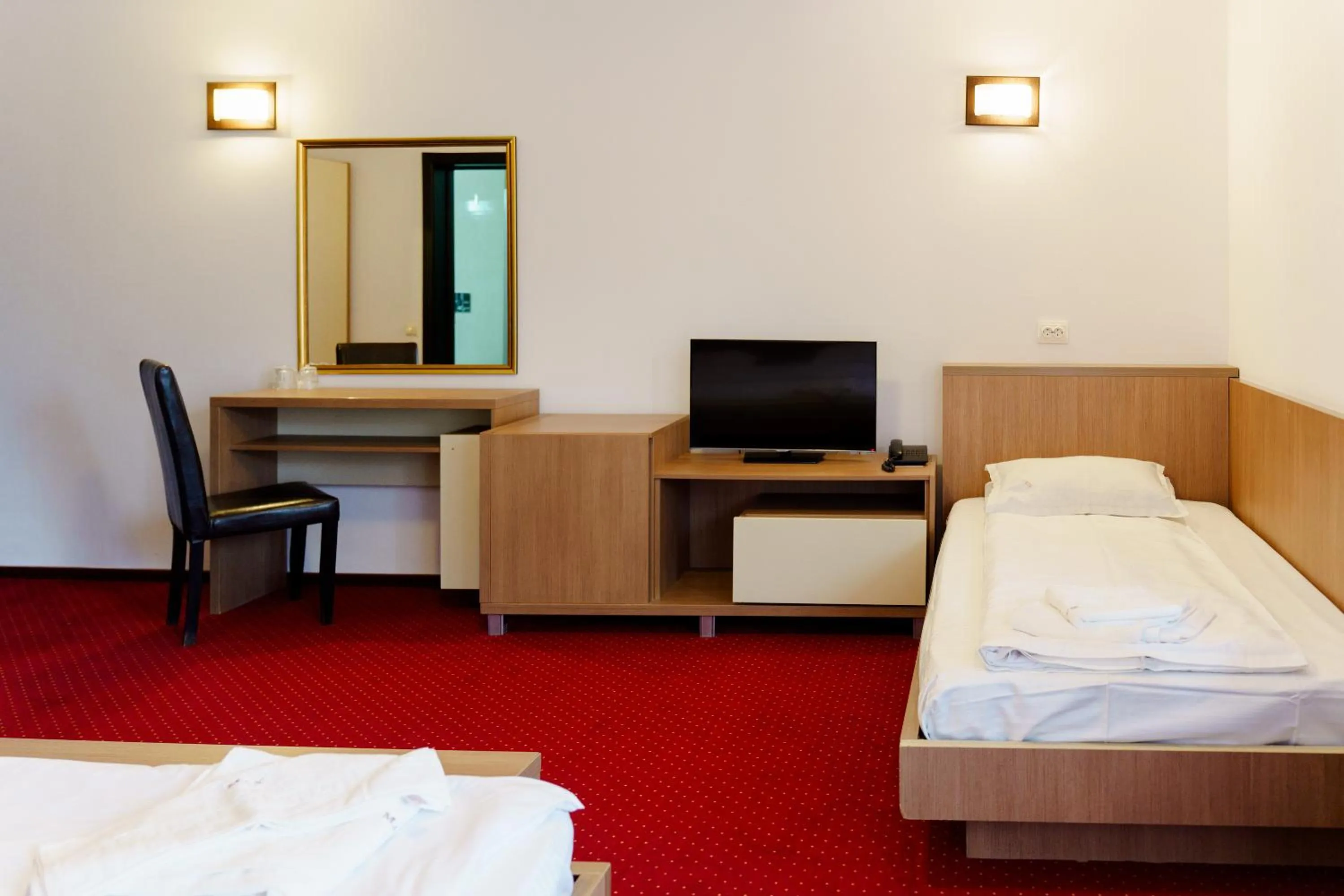 Bed in Complex Turistic Max International