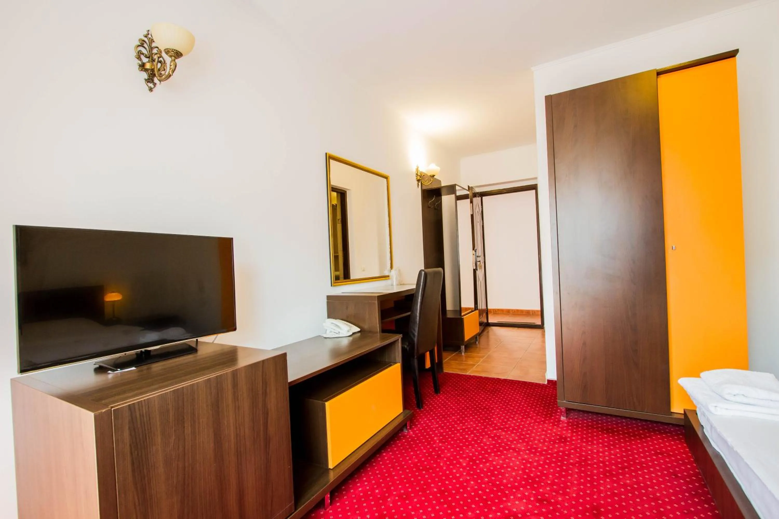 TV and multimedia in Complex Turistic Max International