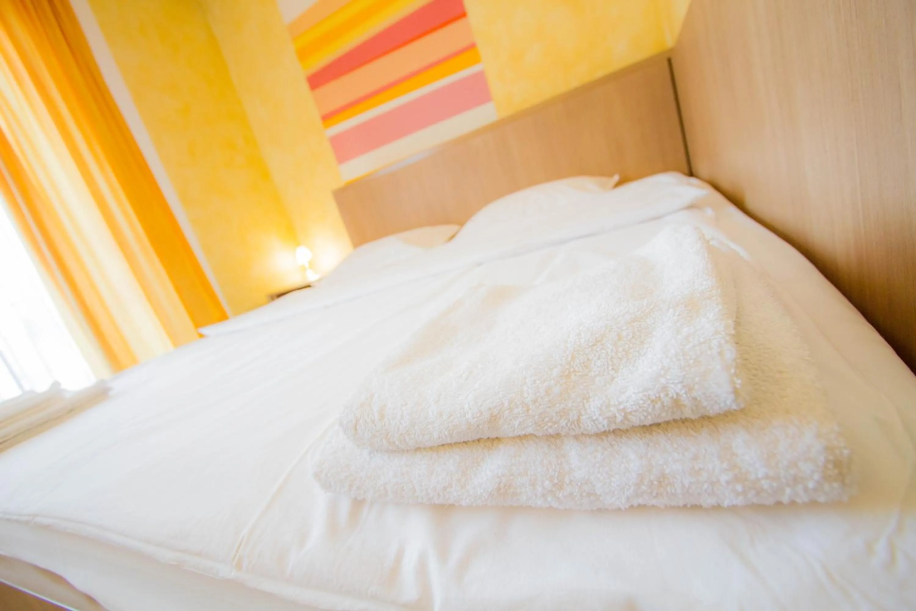 Bed in Complex Turistic Max International