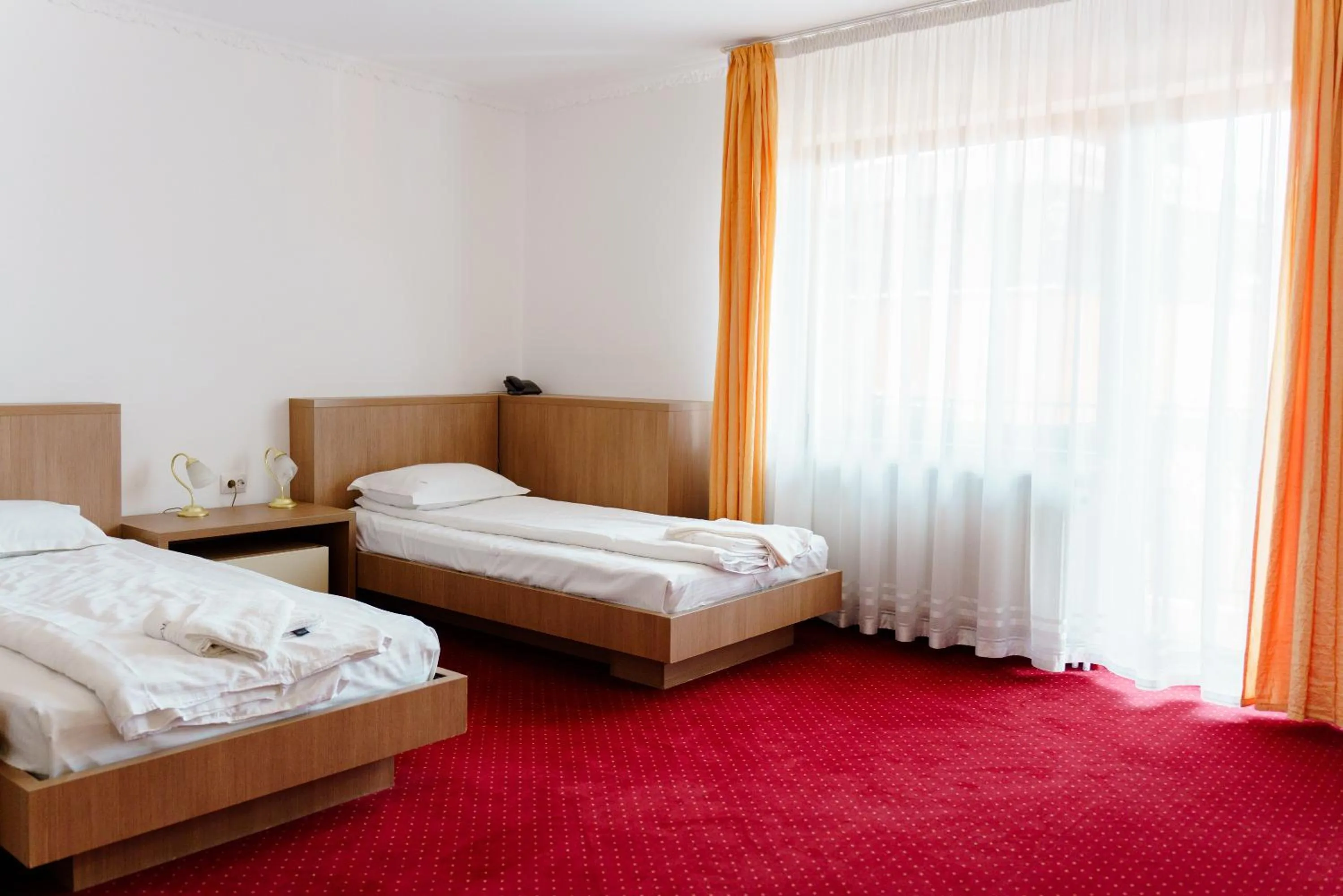 Bed in Complex Turistic Max International