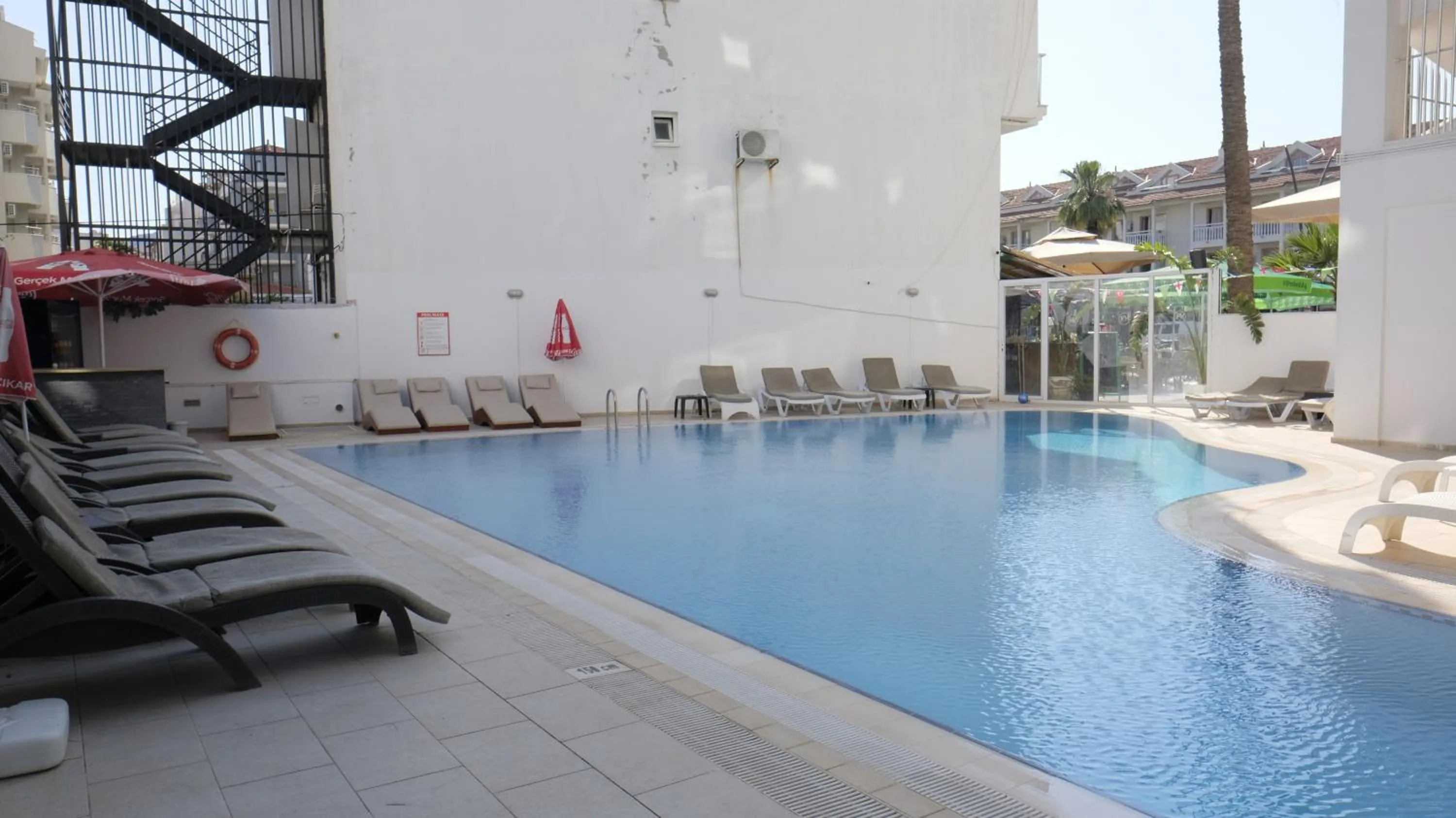 Swimming pool in CihanTürk Hotel