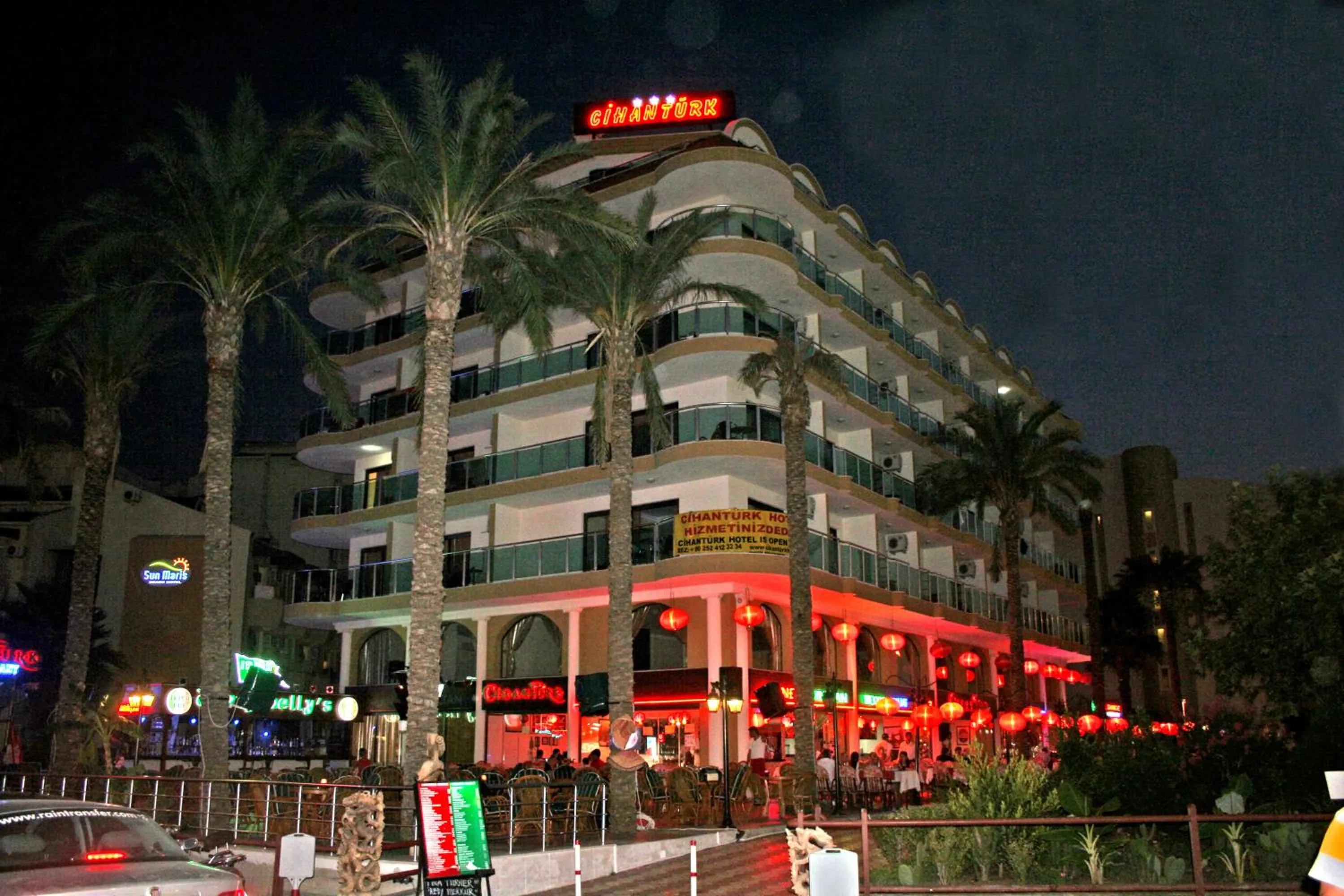 Facade/entrance in CihanTürk Hotel